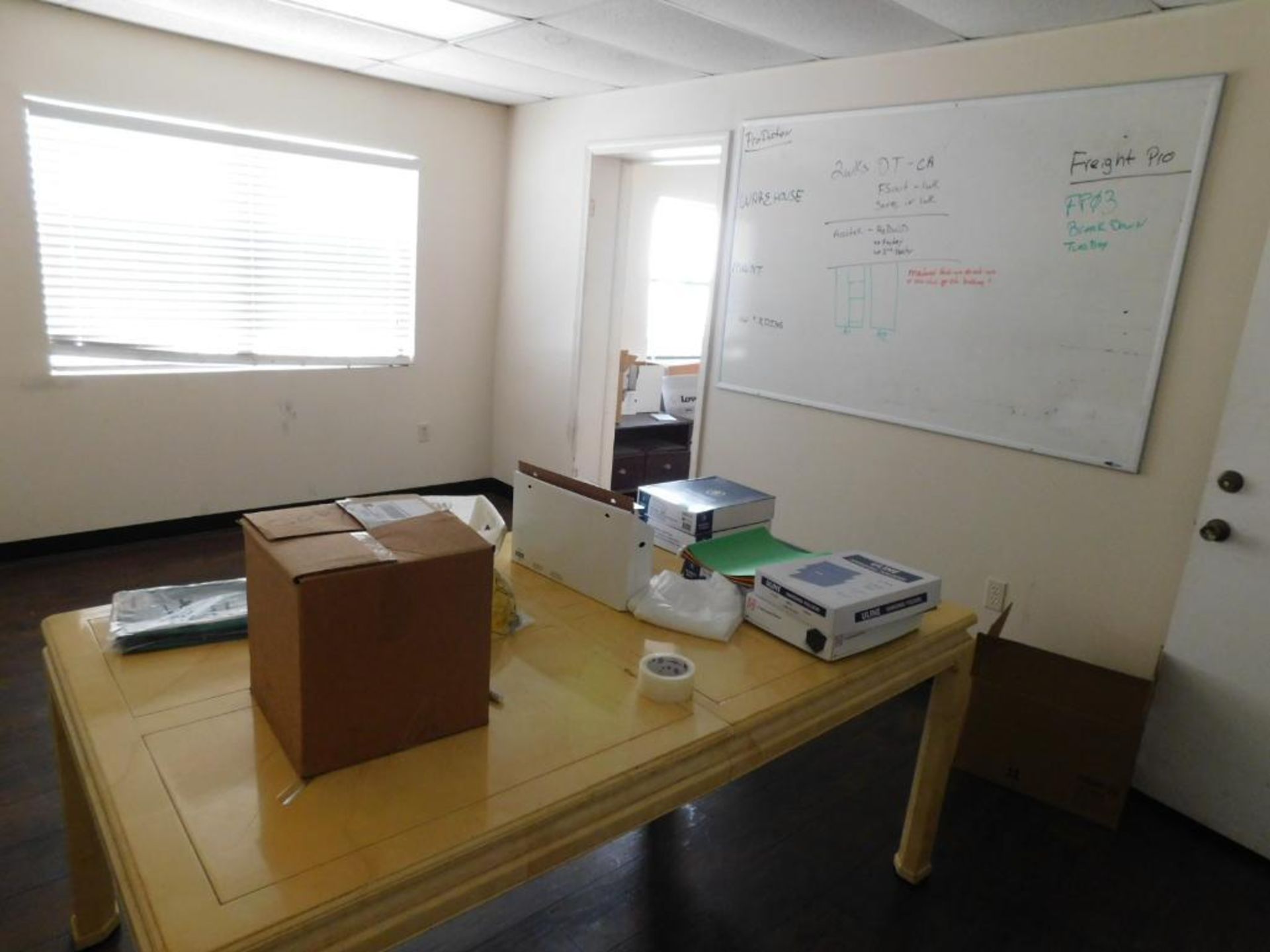 LOT: Contents of (5) Offices (no computers) (LOCATED: 3201 S. ELM ST., LITTLE ROCK, AR 72204) - Image 5 of 8