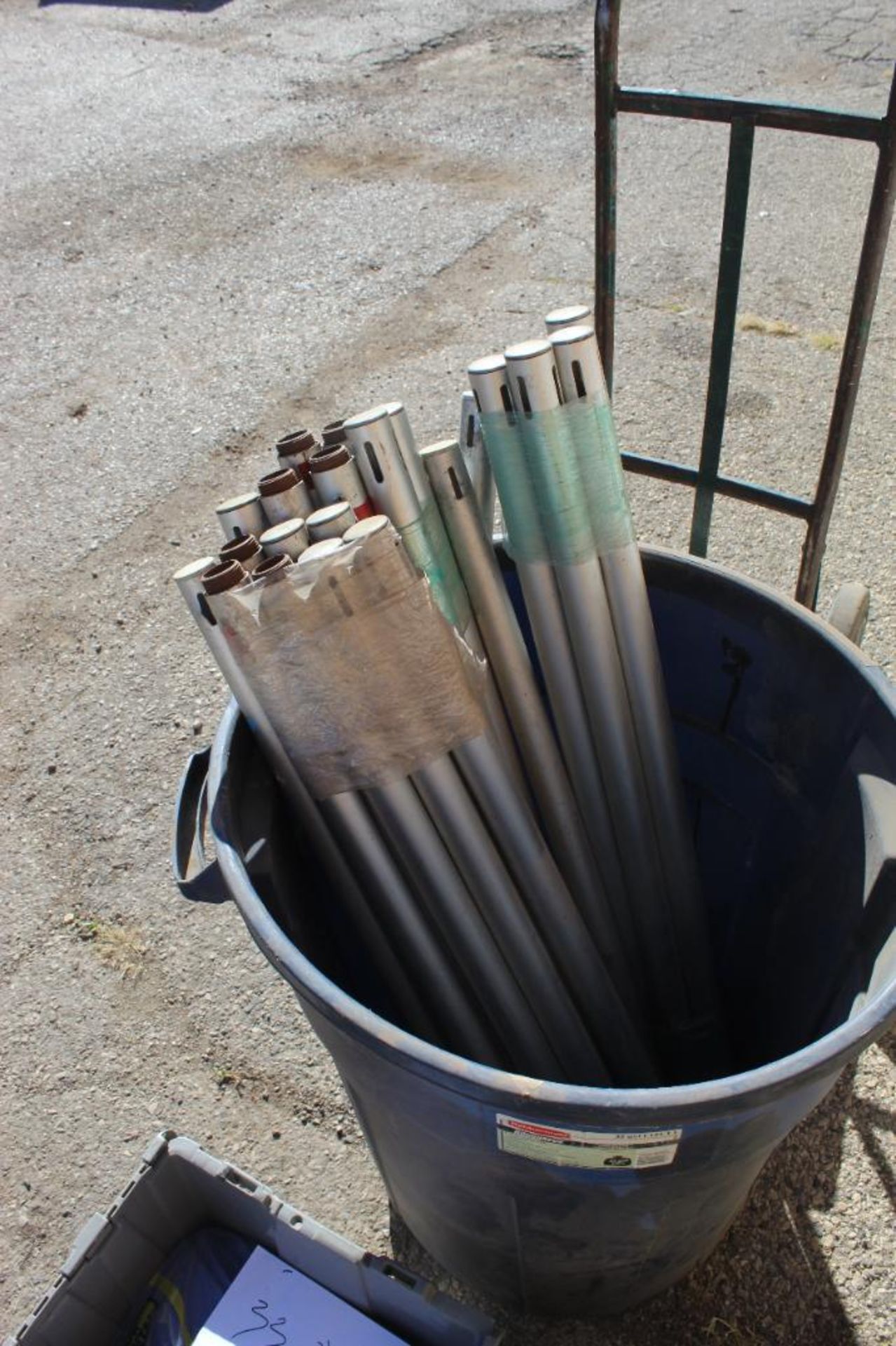 LOT: Pipe and Drape Pipes (23) 3 ft. Uprights, (19) Baseplates, (17) 6-10 ft. Cross Bars, (2) 3-6 Ft - Image 3 of 6