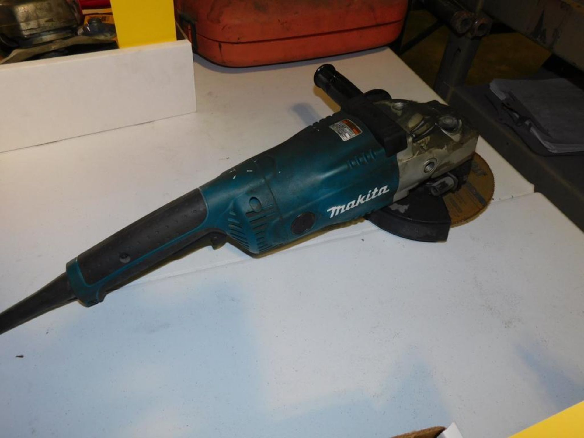 Makita 7 in. Angle Grinder - Image 2 of 2