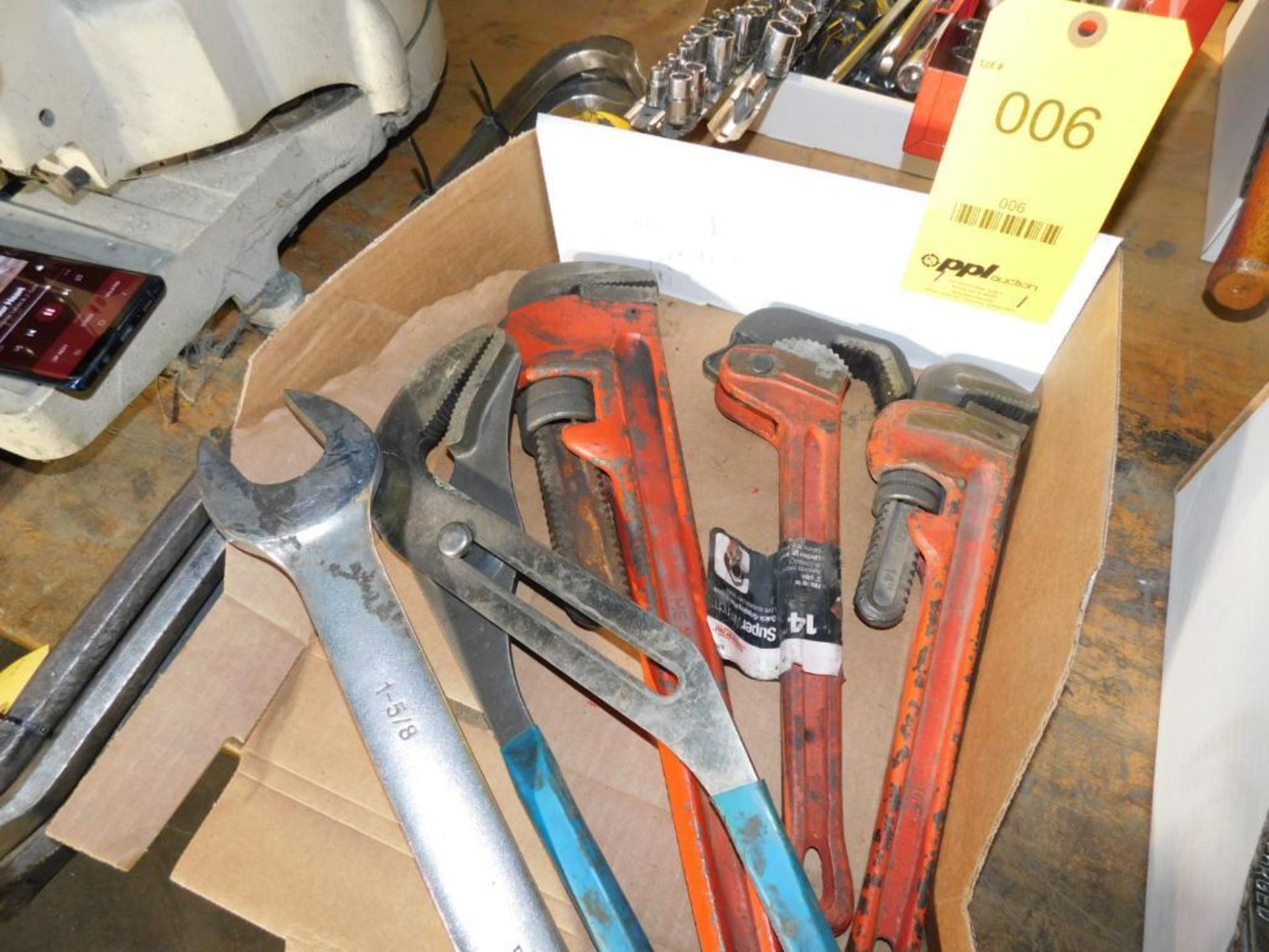 LOT: (1) Heavy Duty Pipe Wrench, (1) 14 in. Pipe Wrench, (1) 14 in. Super Wrench, (1) Large Pliers,