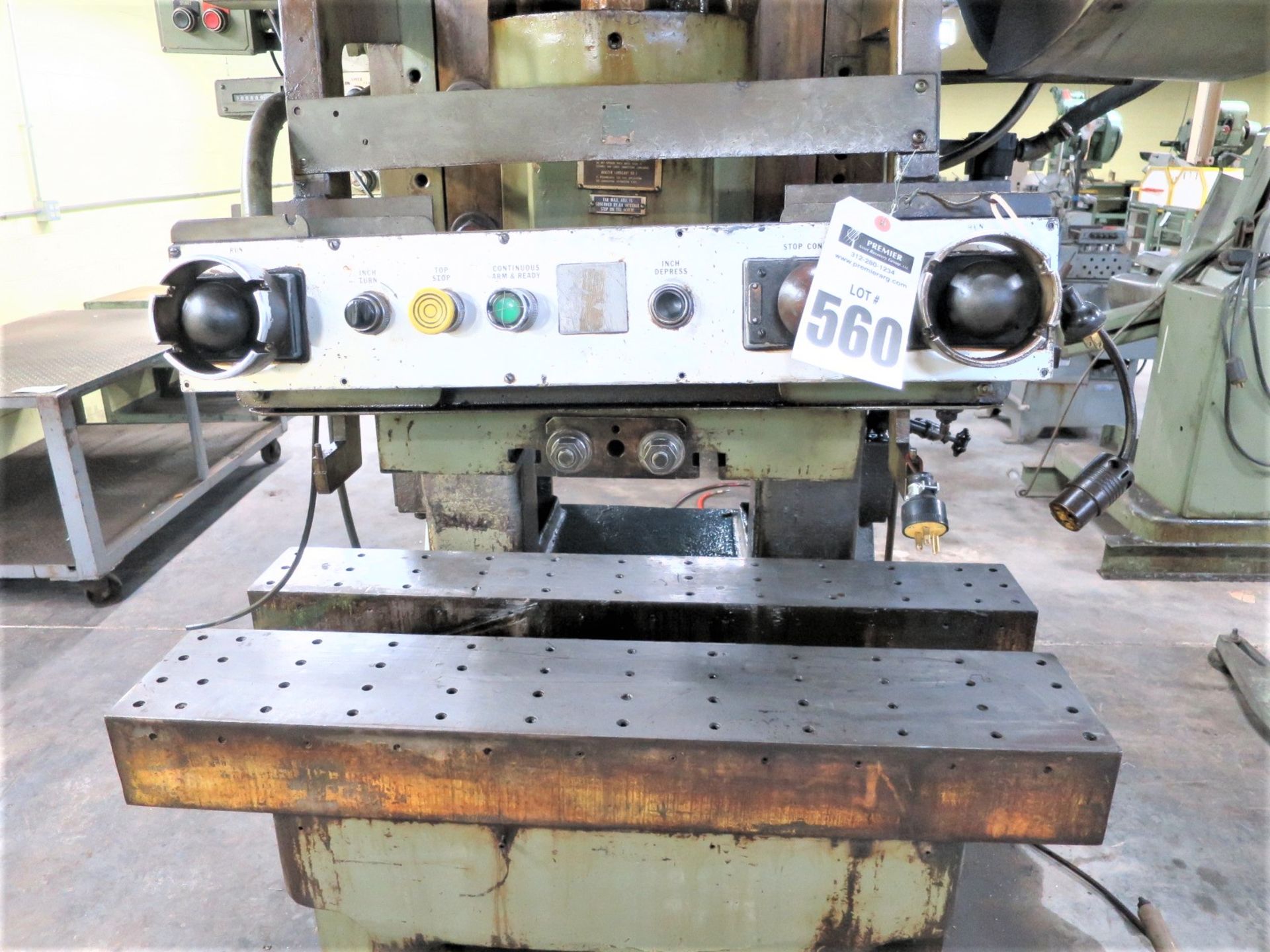 Minster #6 60 Ton Variable Speed OBI Punch Press Sn 6-20156 32" x 21" Bolster 45-90 Strokes Per - Image 2 of 6