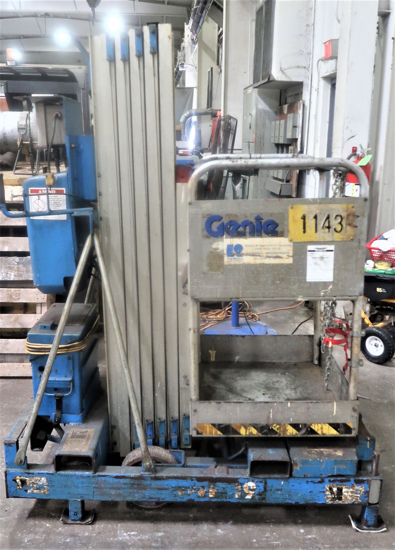 Genie IWP-24 Electric Platform Lift, S/N 4095-2684