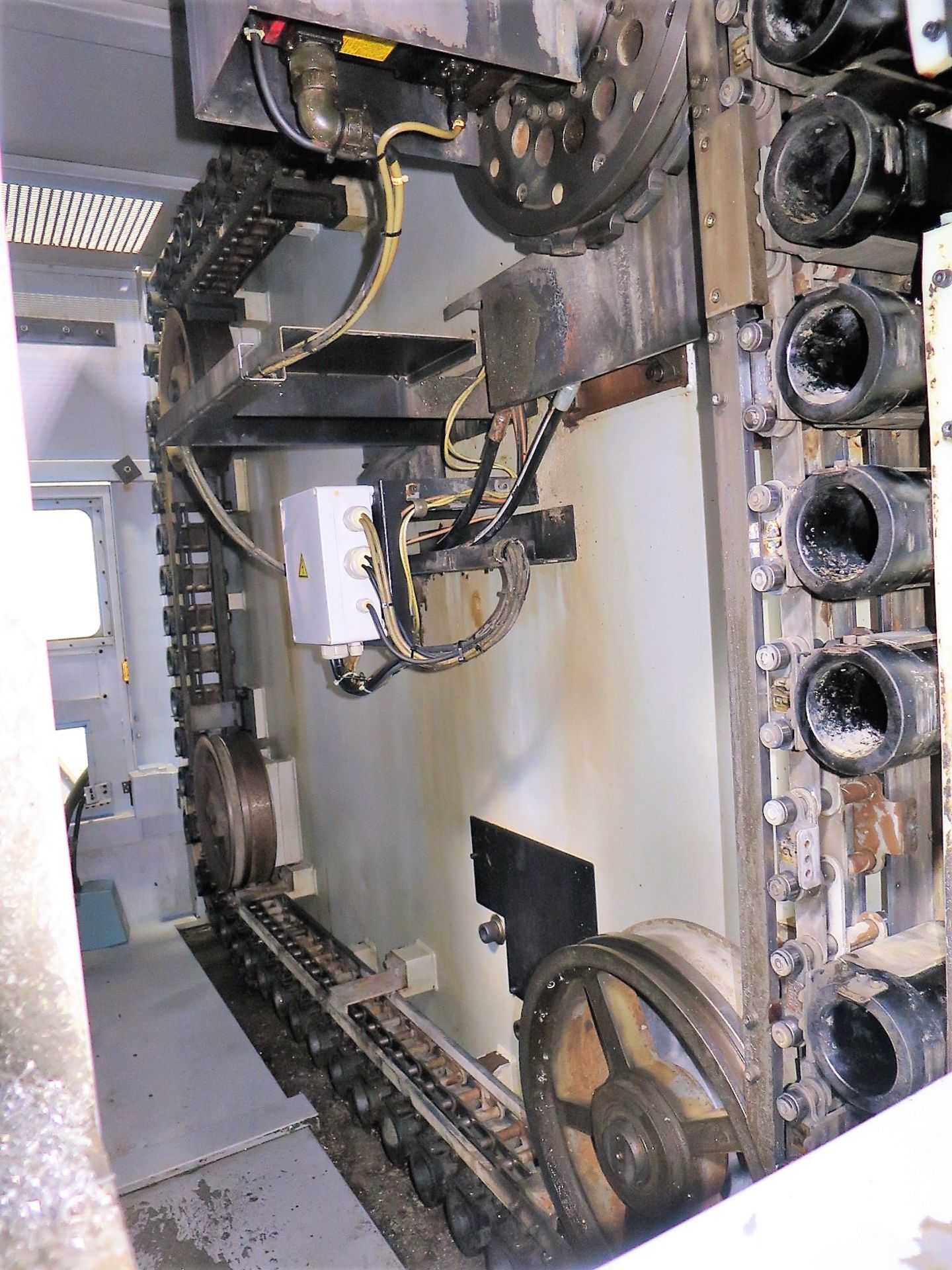 2005 MORI SEIKI NH5000/50 CNC HORIZONTAL MACHINING CENTER, S/N NH501EC0826 - Image 8 of 9