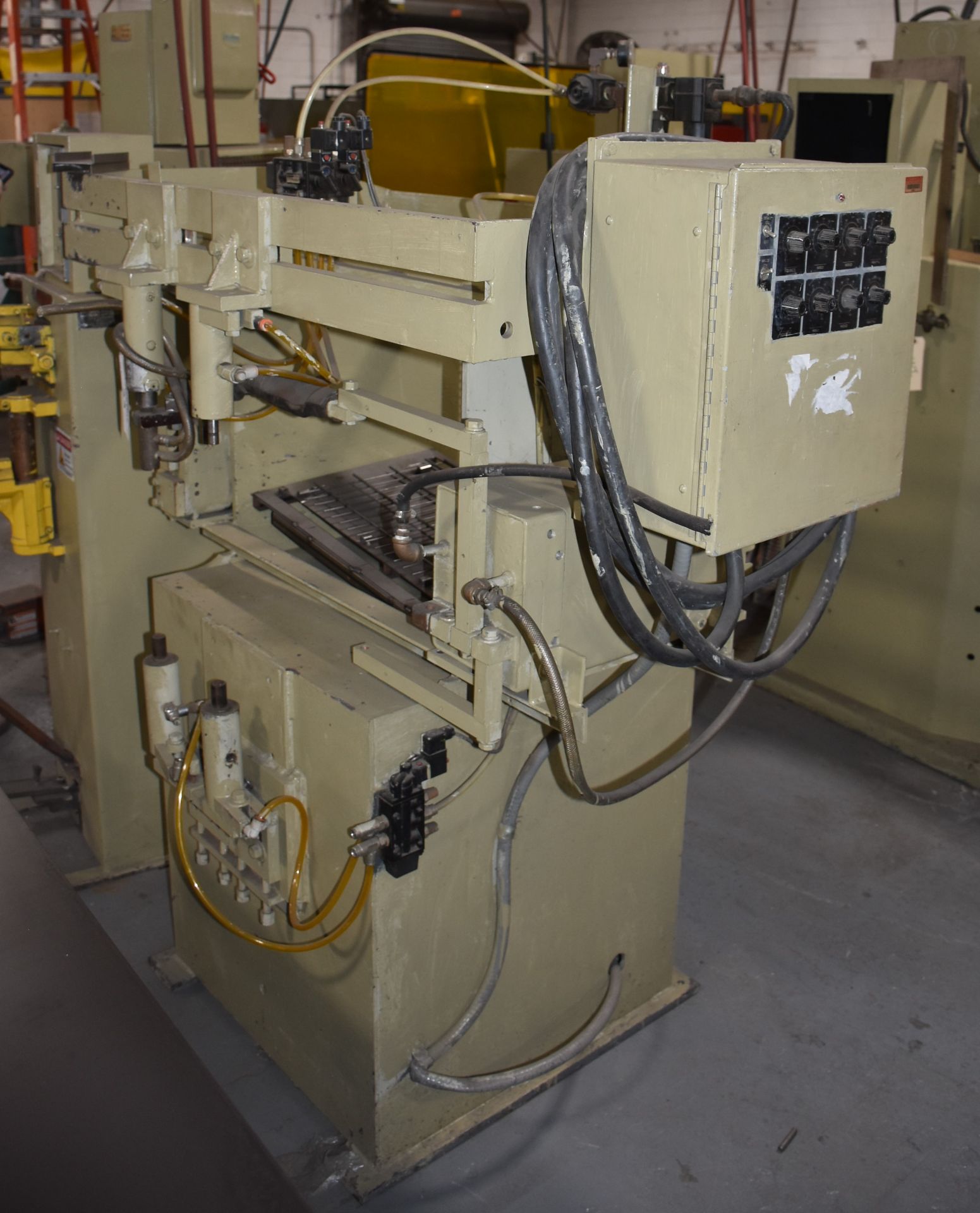American Industrial Equipment, Model 2BH-2X Dual Head Spot Welder - Image 2 of 3