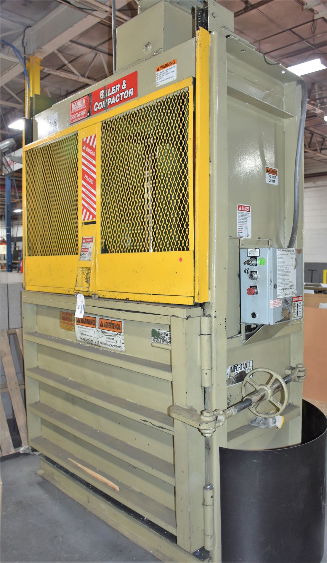 Philadelphia Tramrail Baler, 2300 HB