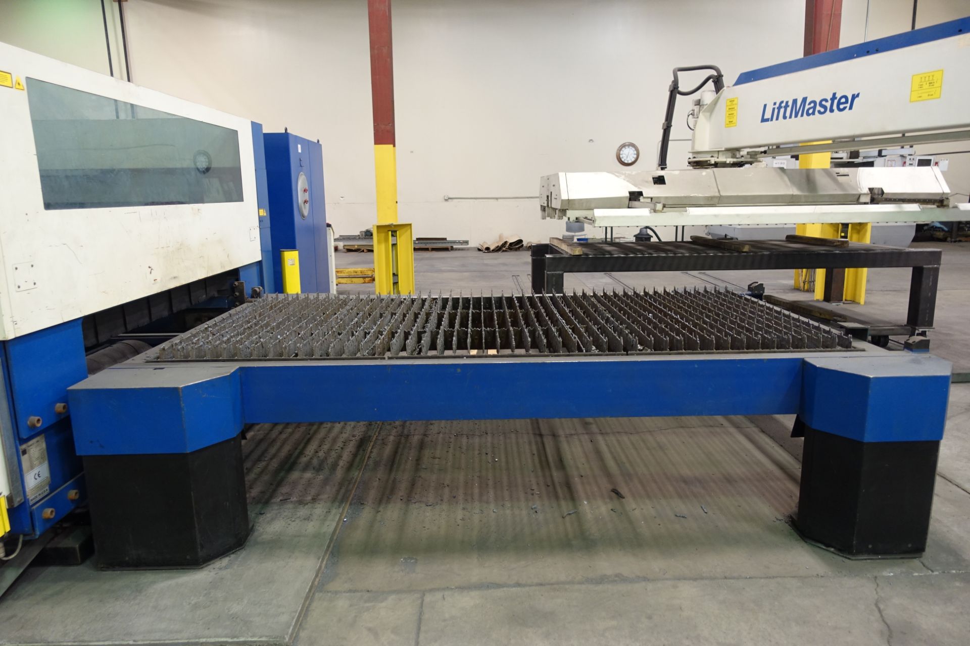 Trumpf L3050 CO2 Laser - Image 3 of 6