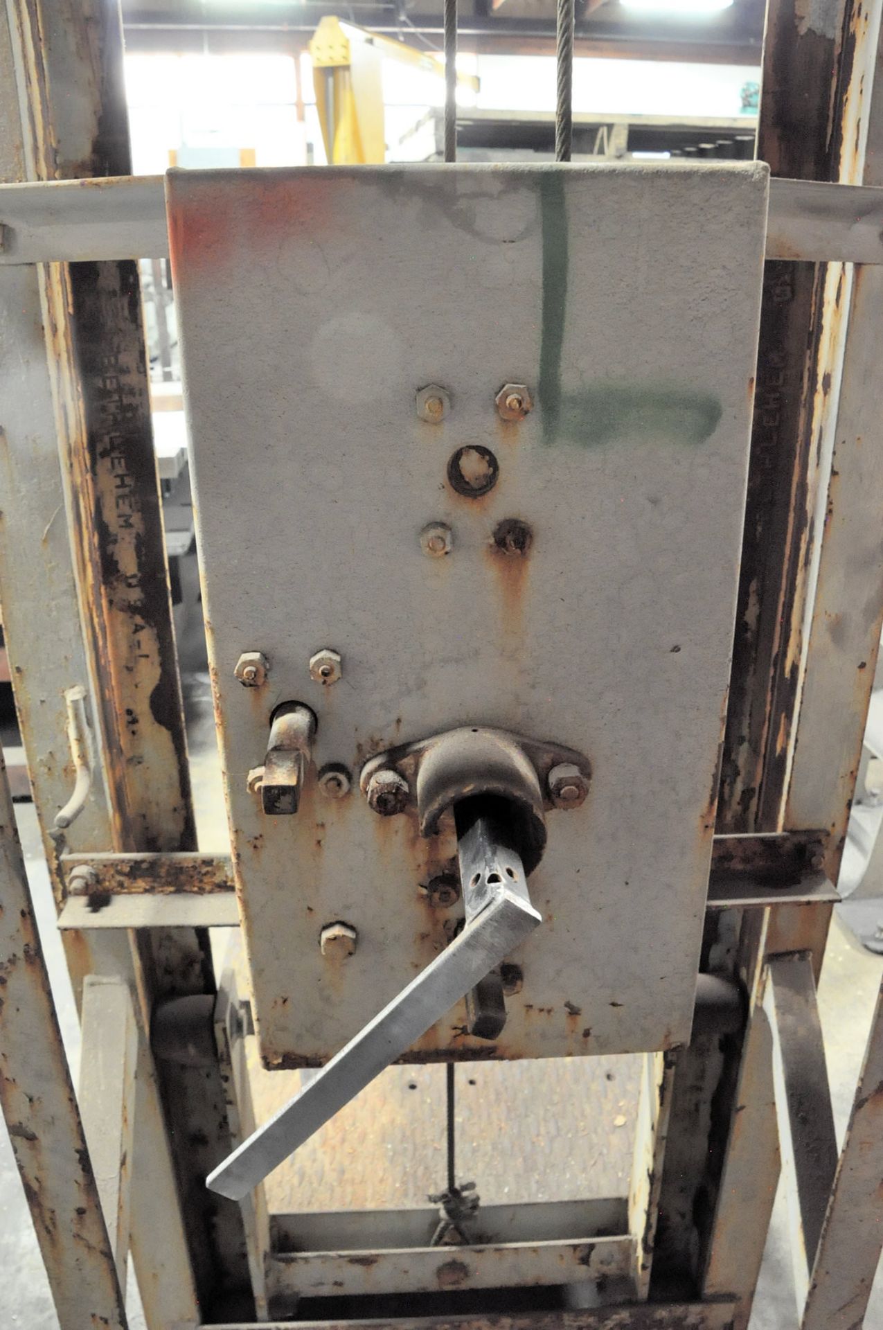 No Name Mechanical Hand Crank Lift Table, - Image 2 of 2