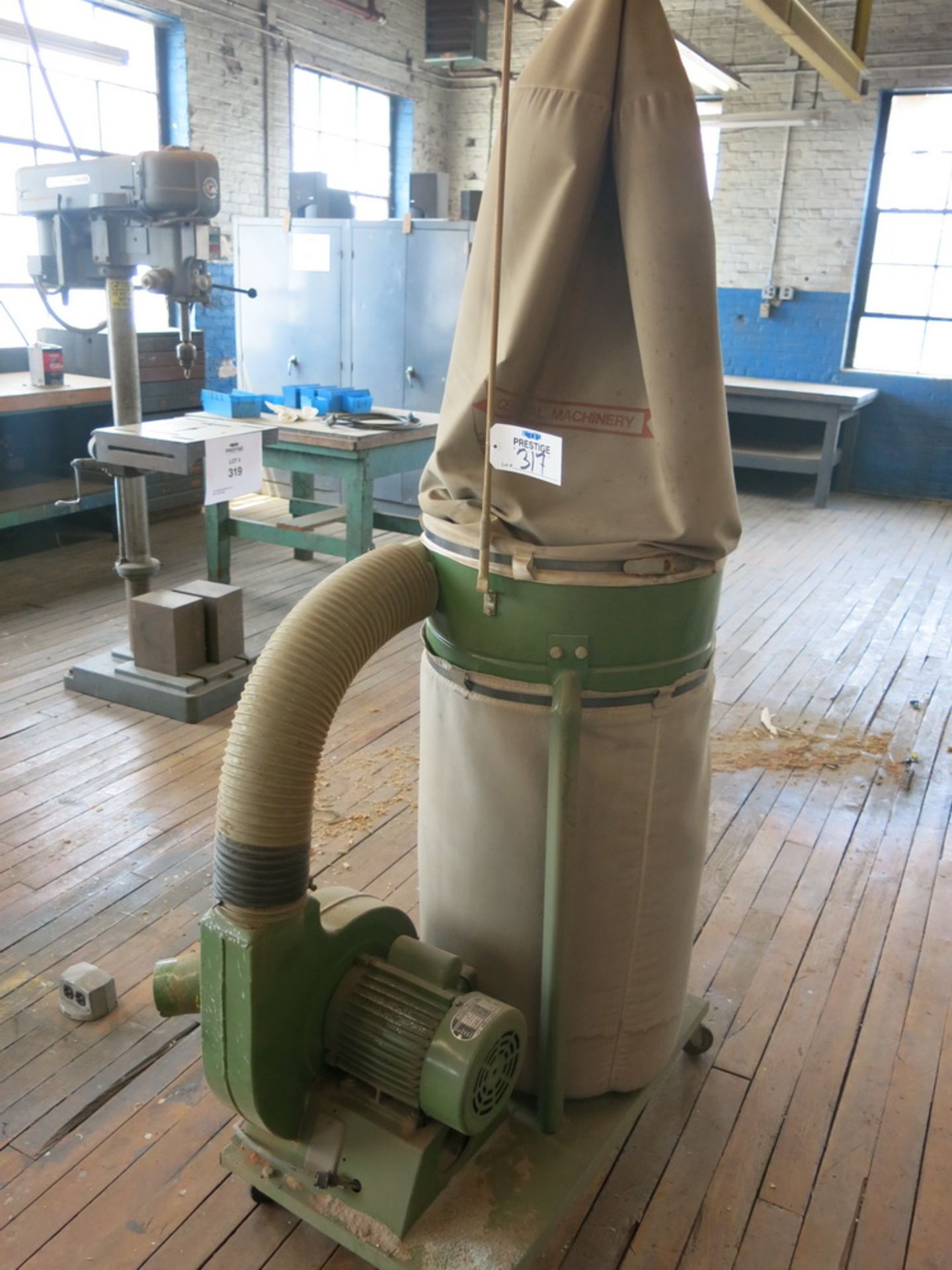 Central Machinery Dust Collector