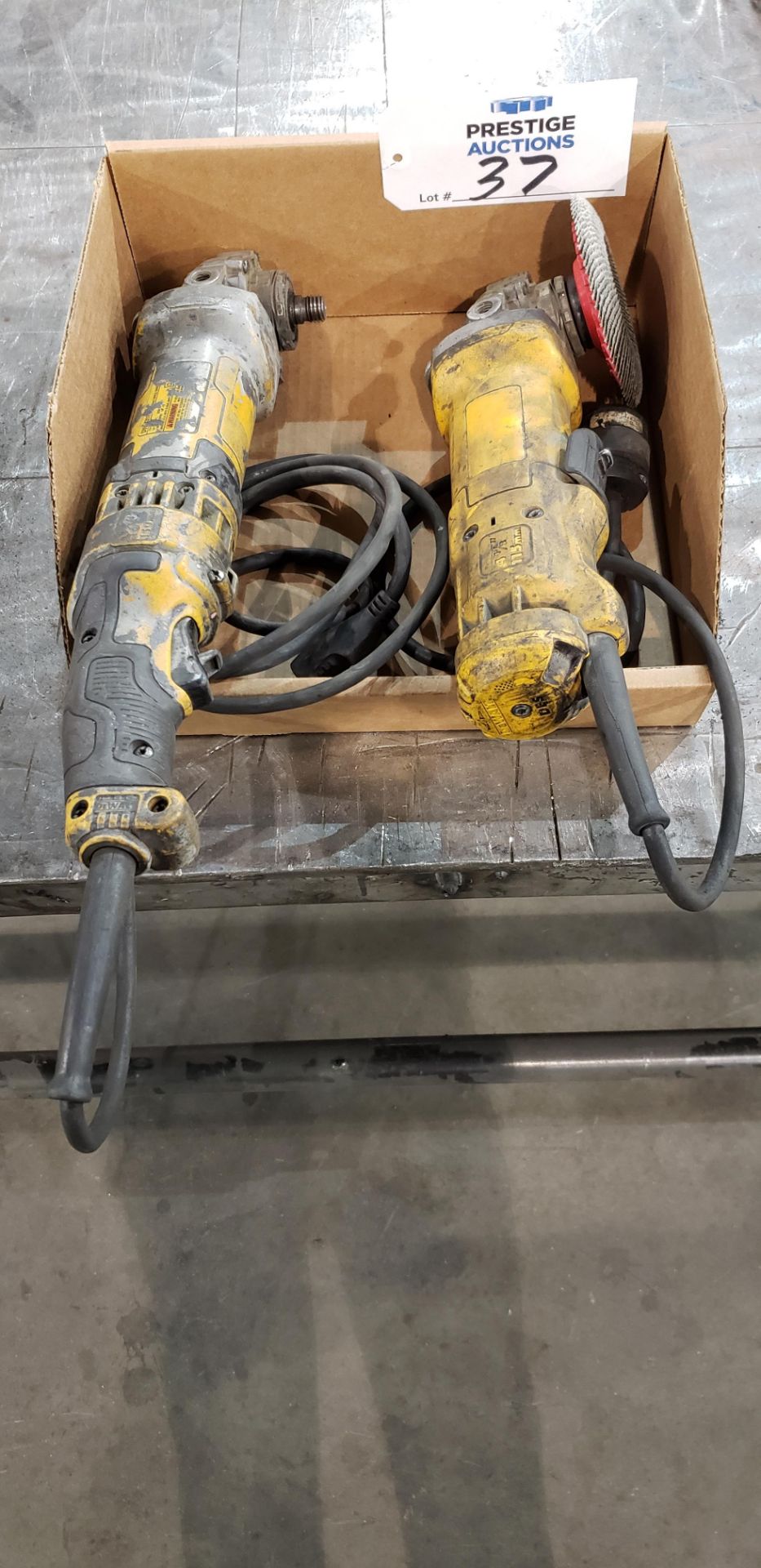 (1) DeWalt DWE43116 & (1) DWE402 Angle Grinders