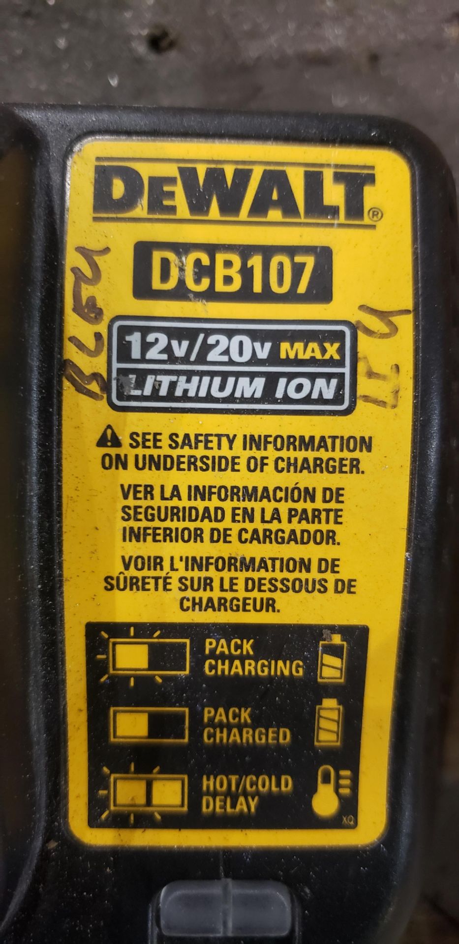 (1) DeWalt DCG412, 20V Cordless Grinder, (1) DCE100 20V Cordless Blower, (1) DCF887 1/4" , 20V Cord - Image 5 of 5