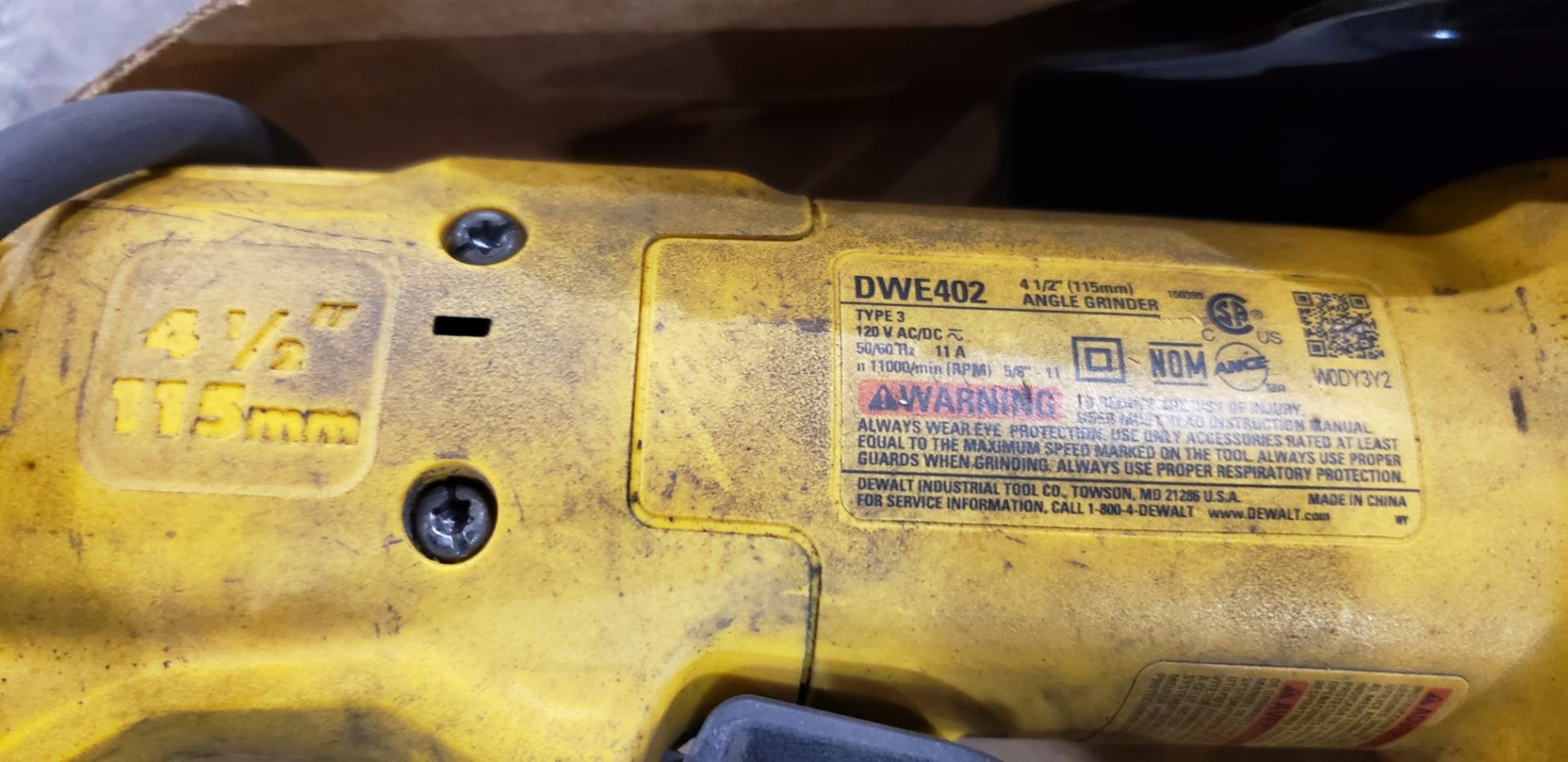 (2) DeWalt DWE402 Angle Grinders - Image 2 of 3