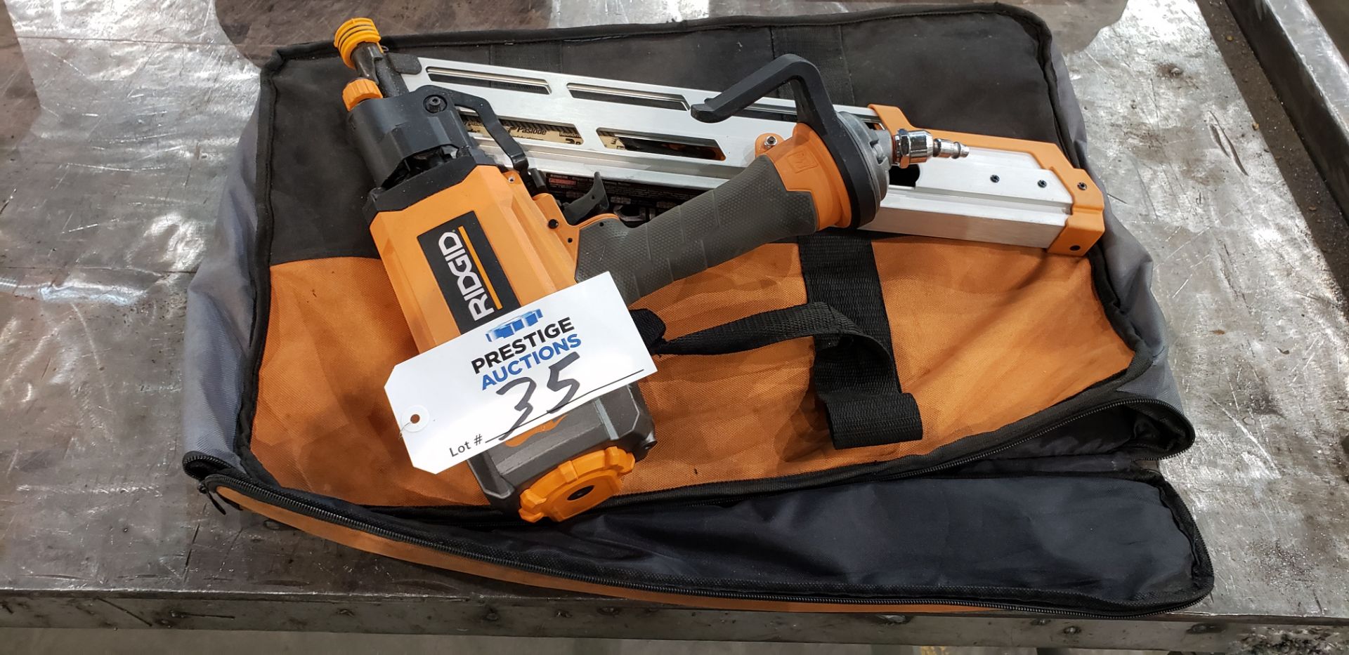 Rigid R350CHE Clipped Head Framing Nailer