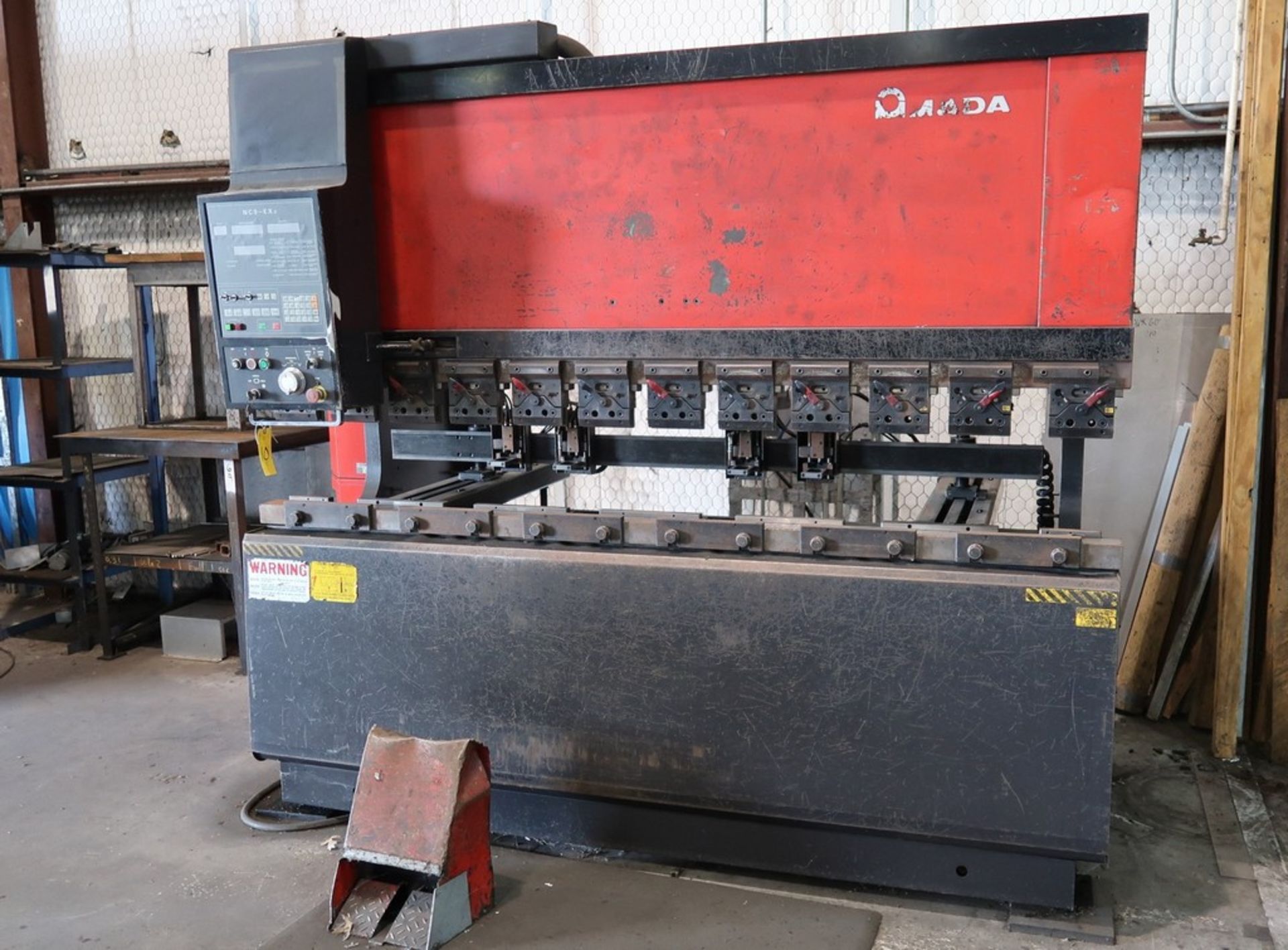 AMADA FBD-8025E CNC PRESS BRAKE - Image 2 of 8