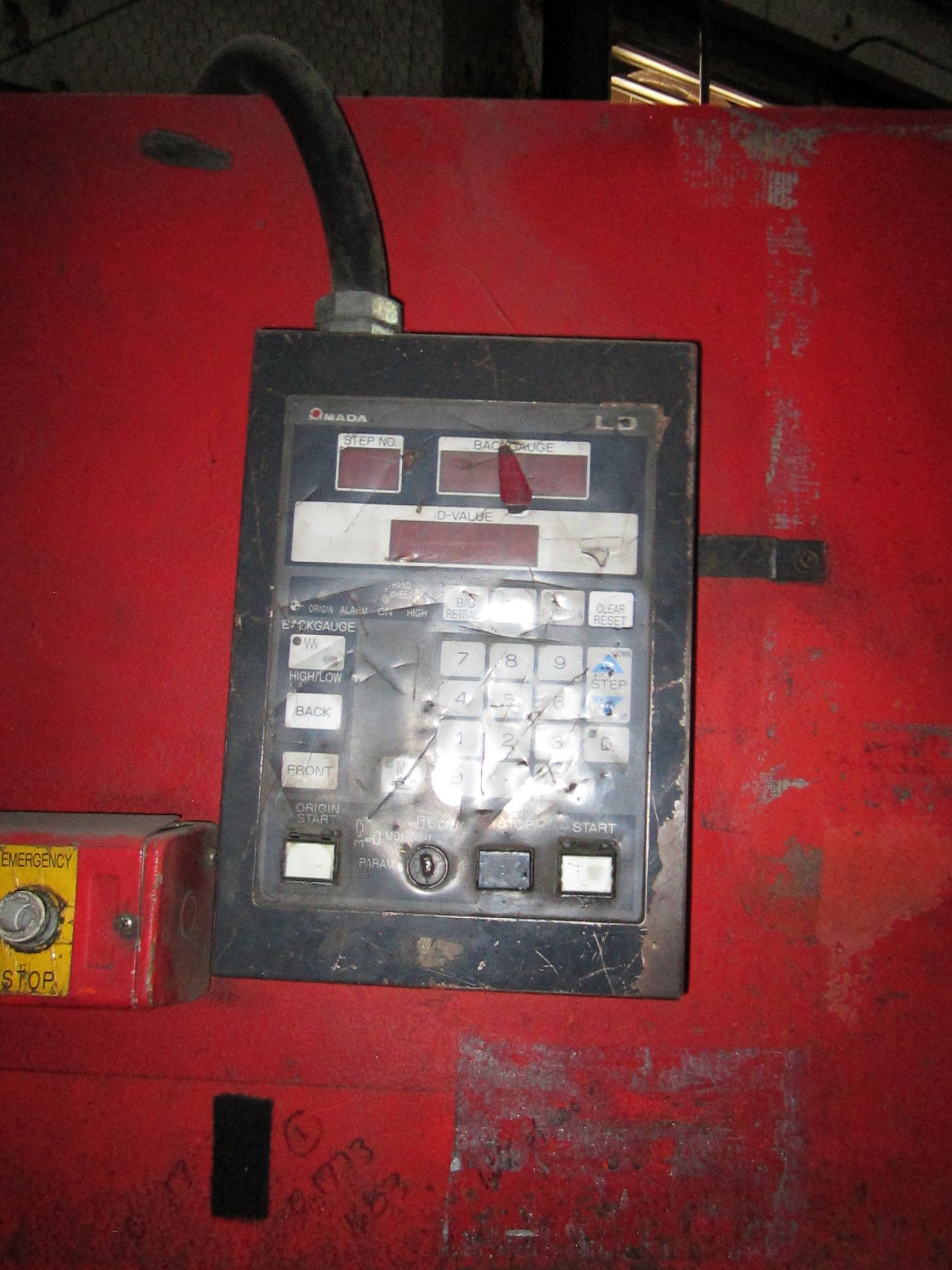 AMADA RG-8024 PRESS BRAKE - Image 2 of 8