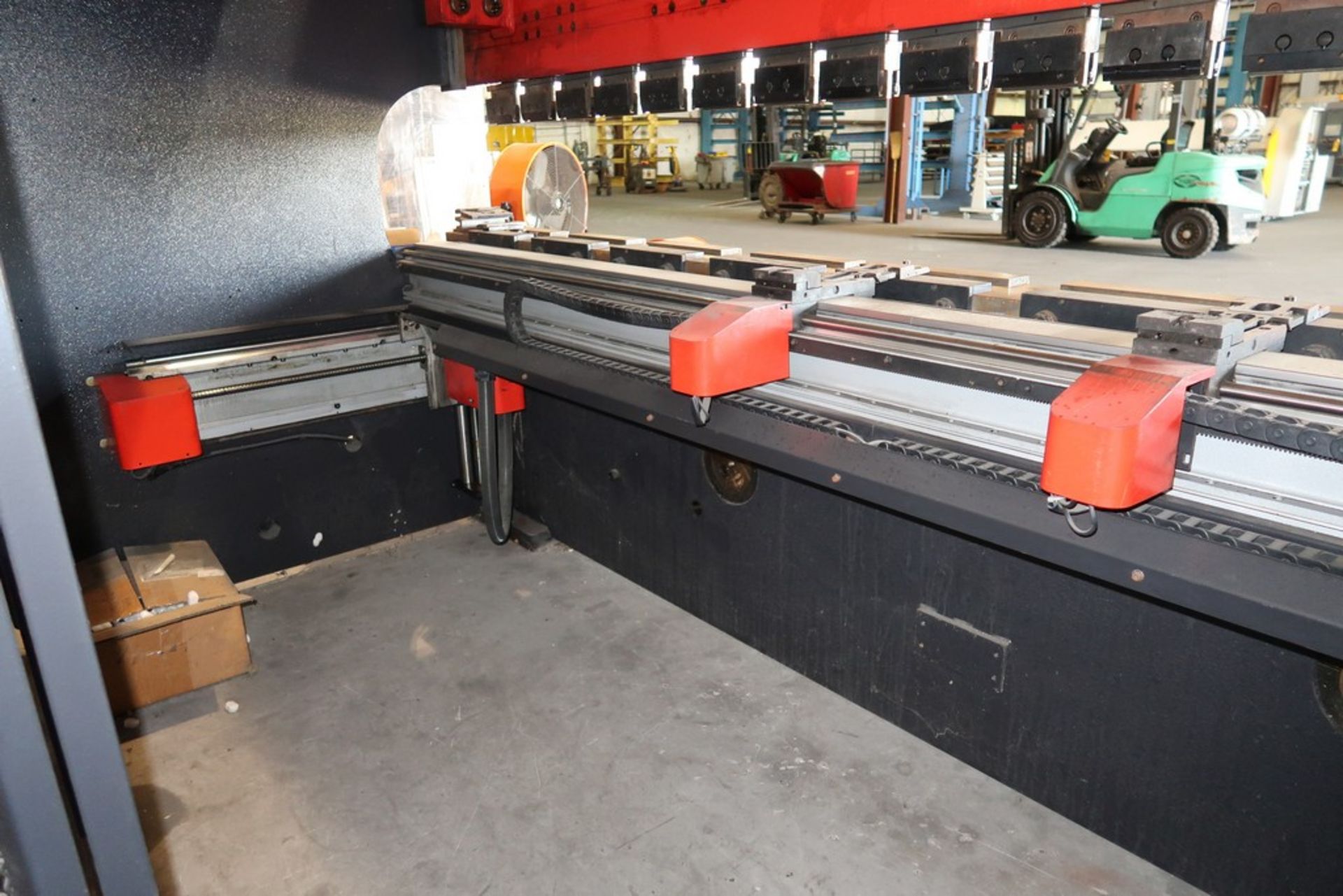 AMADA HFE220-45 CNC PRESS BRAKE - Image 9 of 12