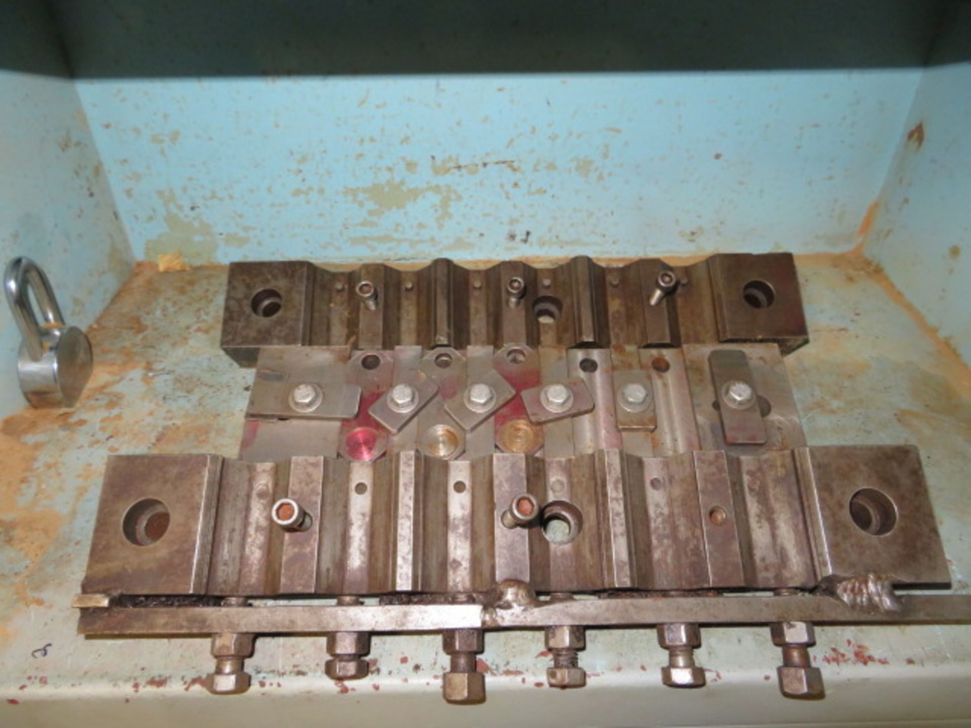 ASSORTED TOOL FIXTURES - Bild 2 aus 2