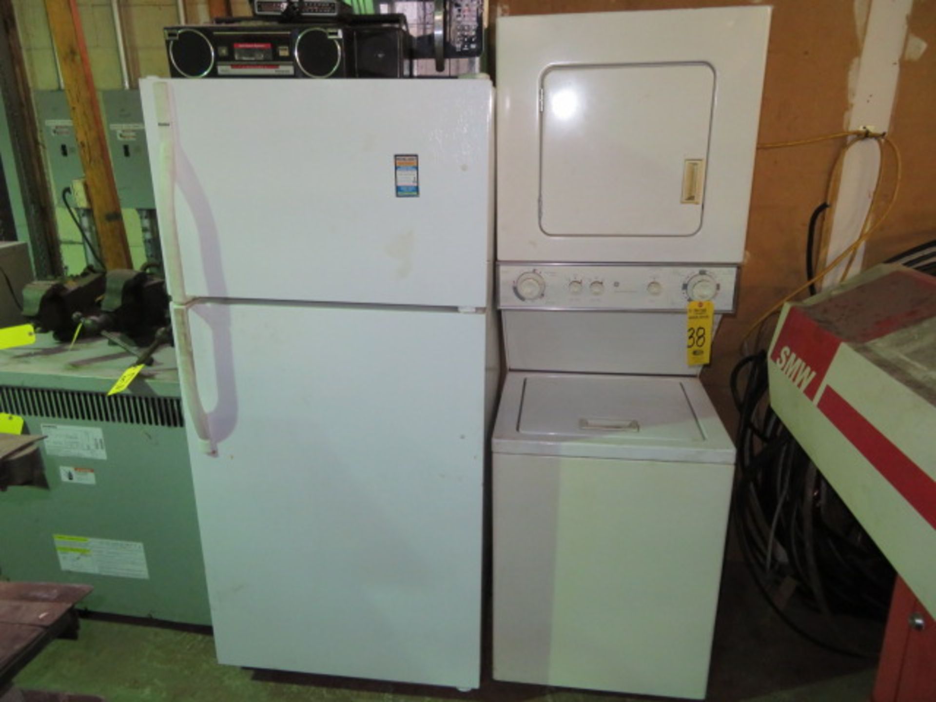 KENMORE REFRIG/FREEZER, G.E. W/D COMBO, M/W OVEN AND MISC. RADIOS