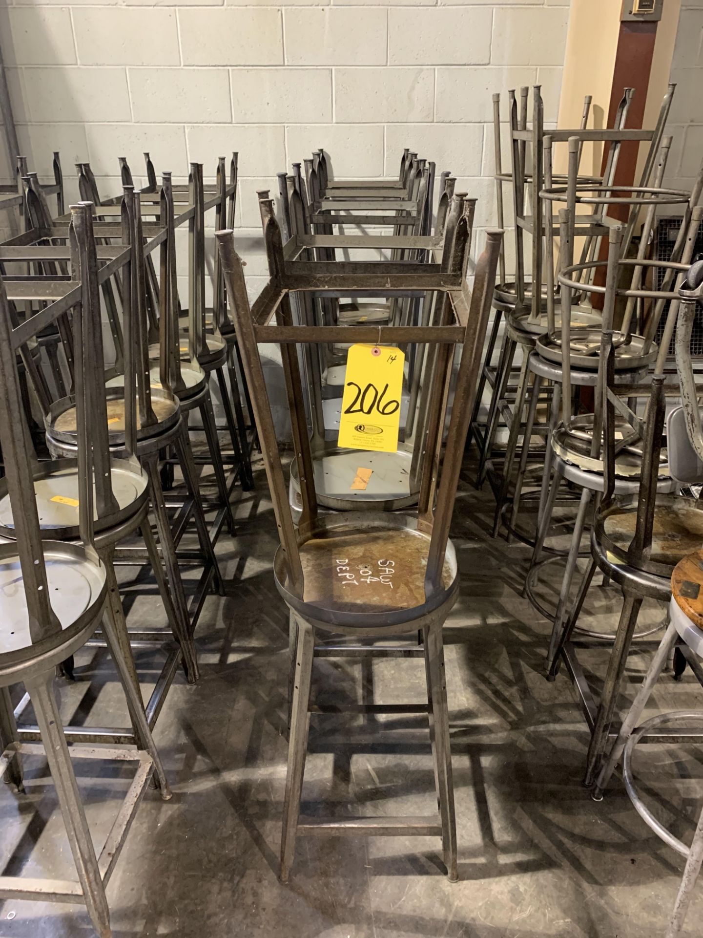 (14) SHOP STOOLS