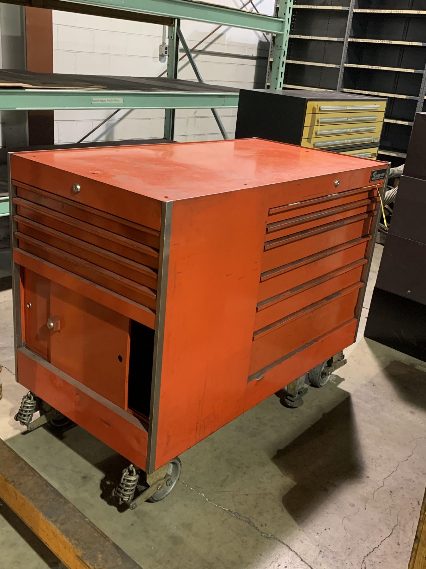 SNAP ON TOOL CART ON WHEELS WITH FRONT, BACK AND SIDE STORAGE - Image 2 of 2