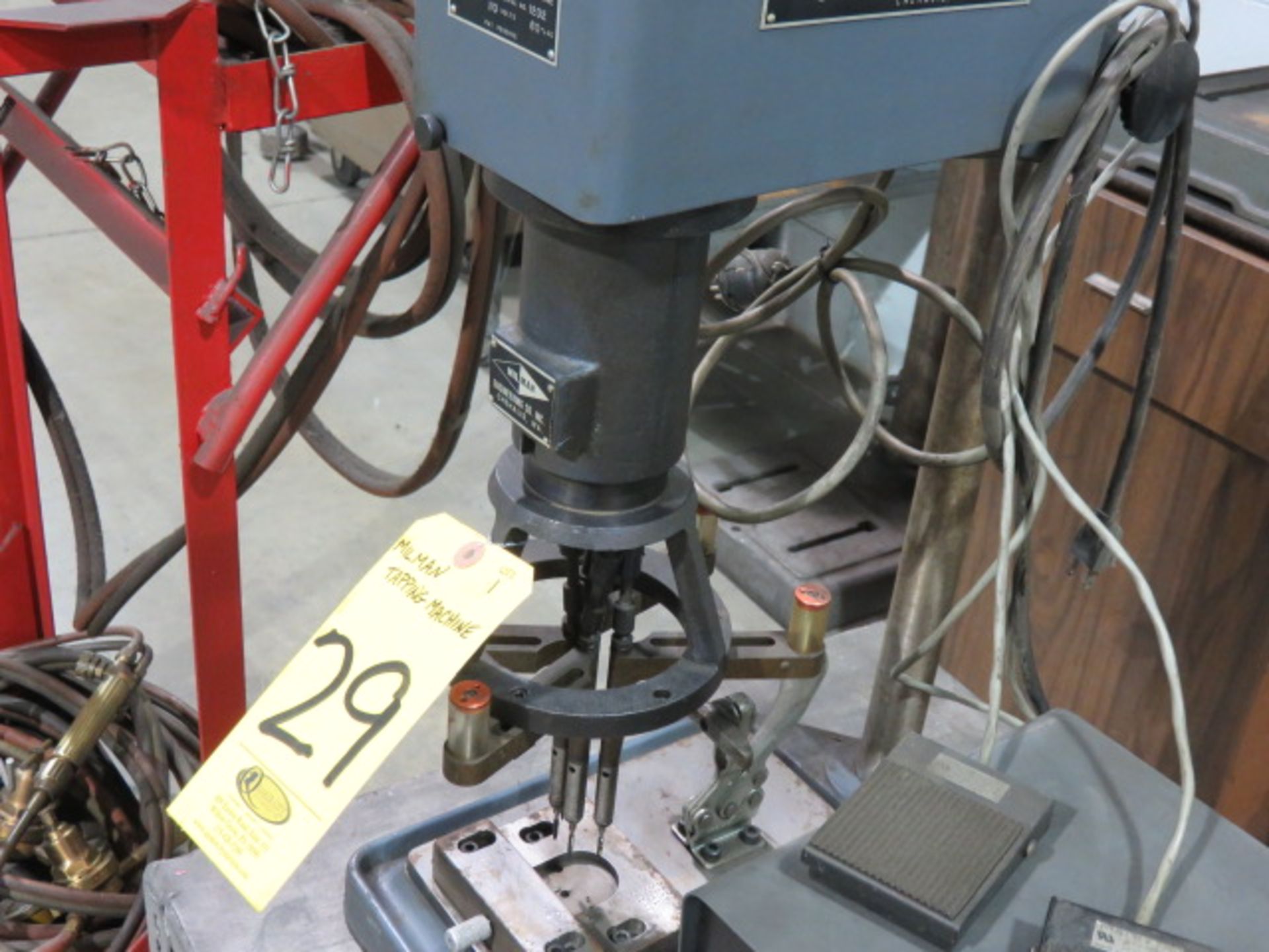 MILMAN MULTIPLE PITCH AUTOMATIC LEAD SCREW TAPPING MACHINE, MDL. T100B WITH 4-SPINDLE - Image 3 of 4