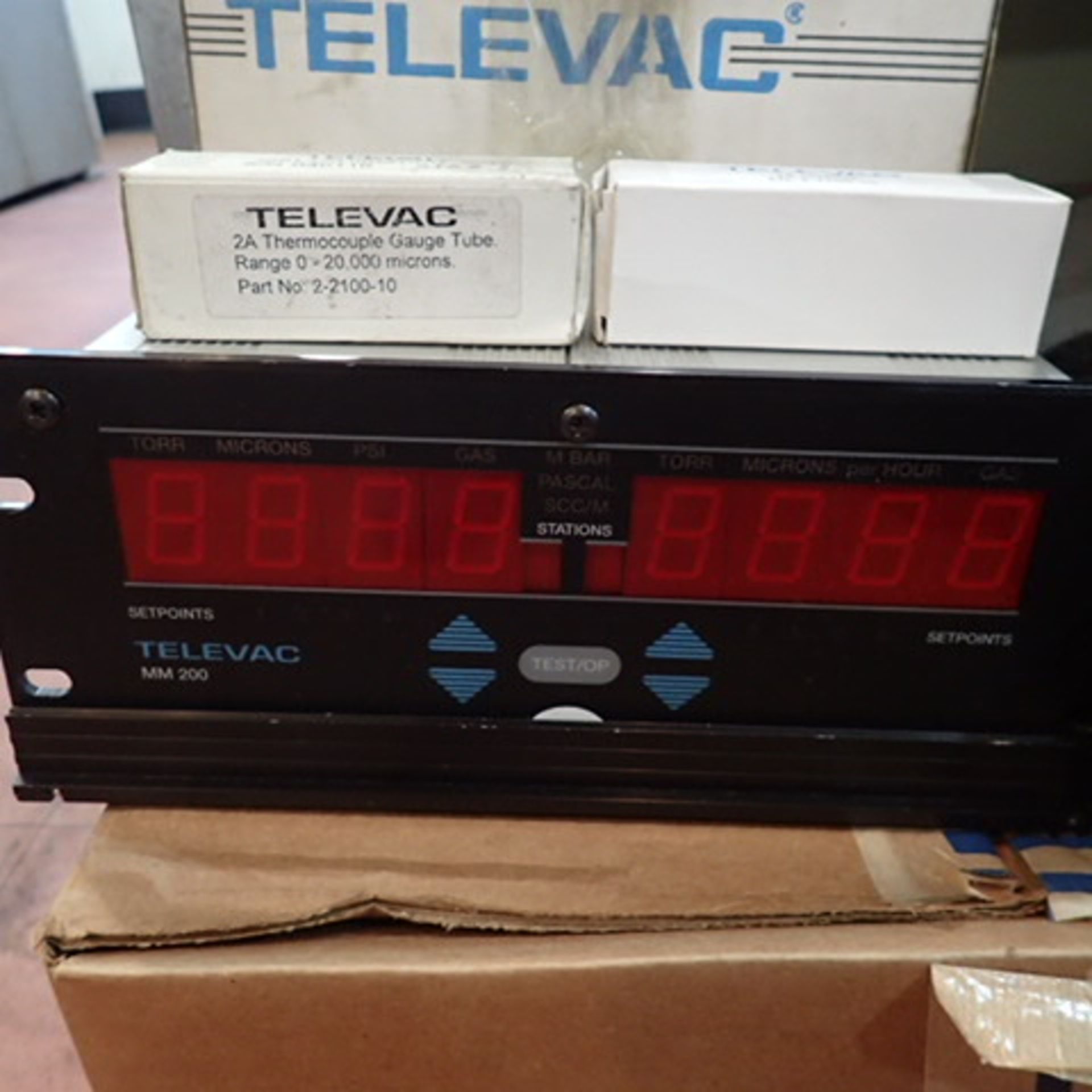 TELEVAC MM200, MC300 AND TC GAUGE - Image 2 of 4