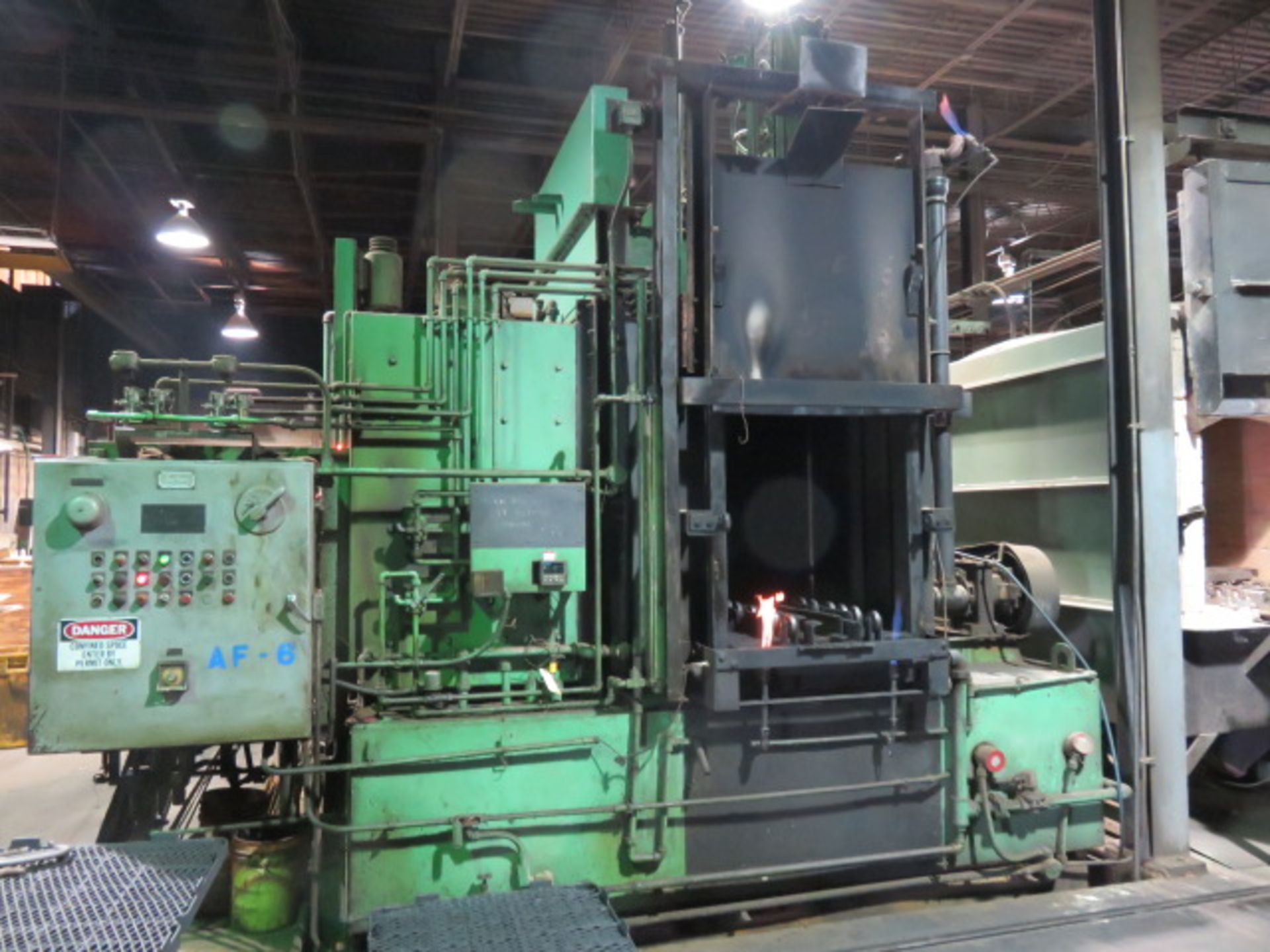 SURFACE COMBUSTION Power Convection AllCase Controlled Atmosphere Furnace, S/N BC 38473-1... - Image 2 of 20