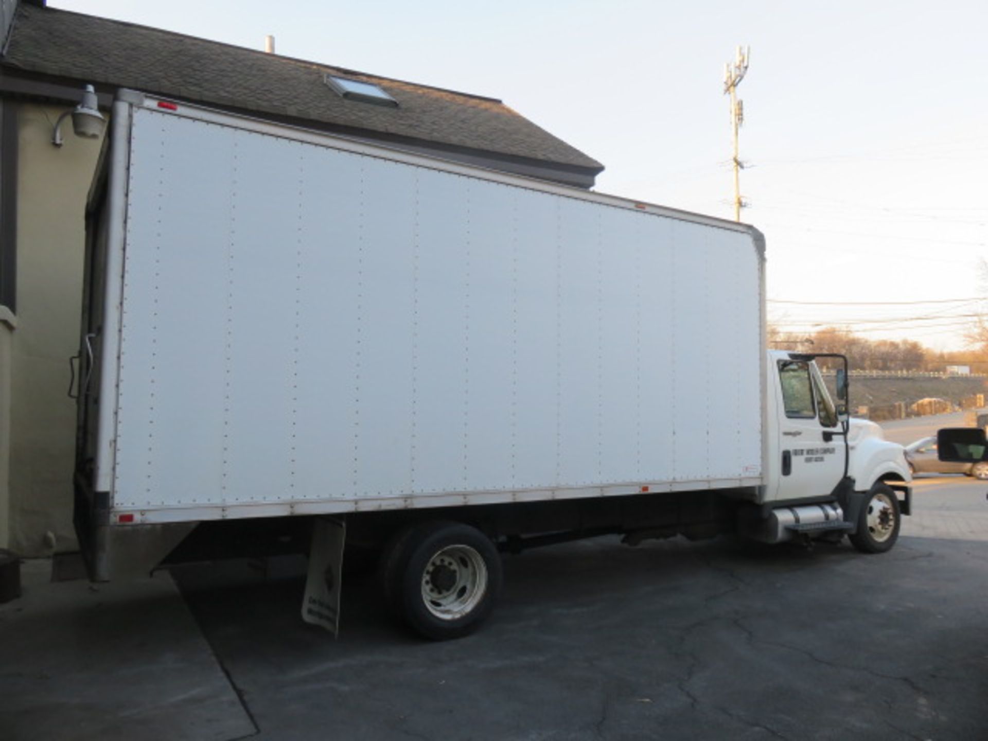 2012 INTERNATIONAL TerraStar SFA 4x2 18’ SA Straight Truck, VIN 1HTJSSKKXCH105825, 213” WB... - Image 5 of 7