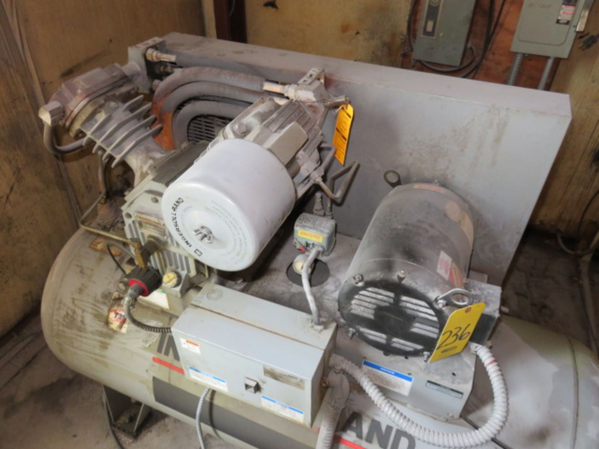 INGERSOLL RAND 2540E10 RECIPROCATING 10 HP AIR COMPRESSOR, (LOADING FEE - $200) - Image 2 of 2