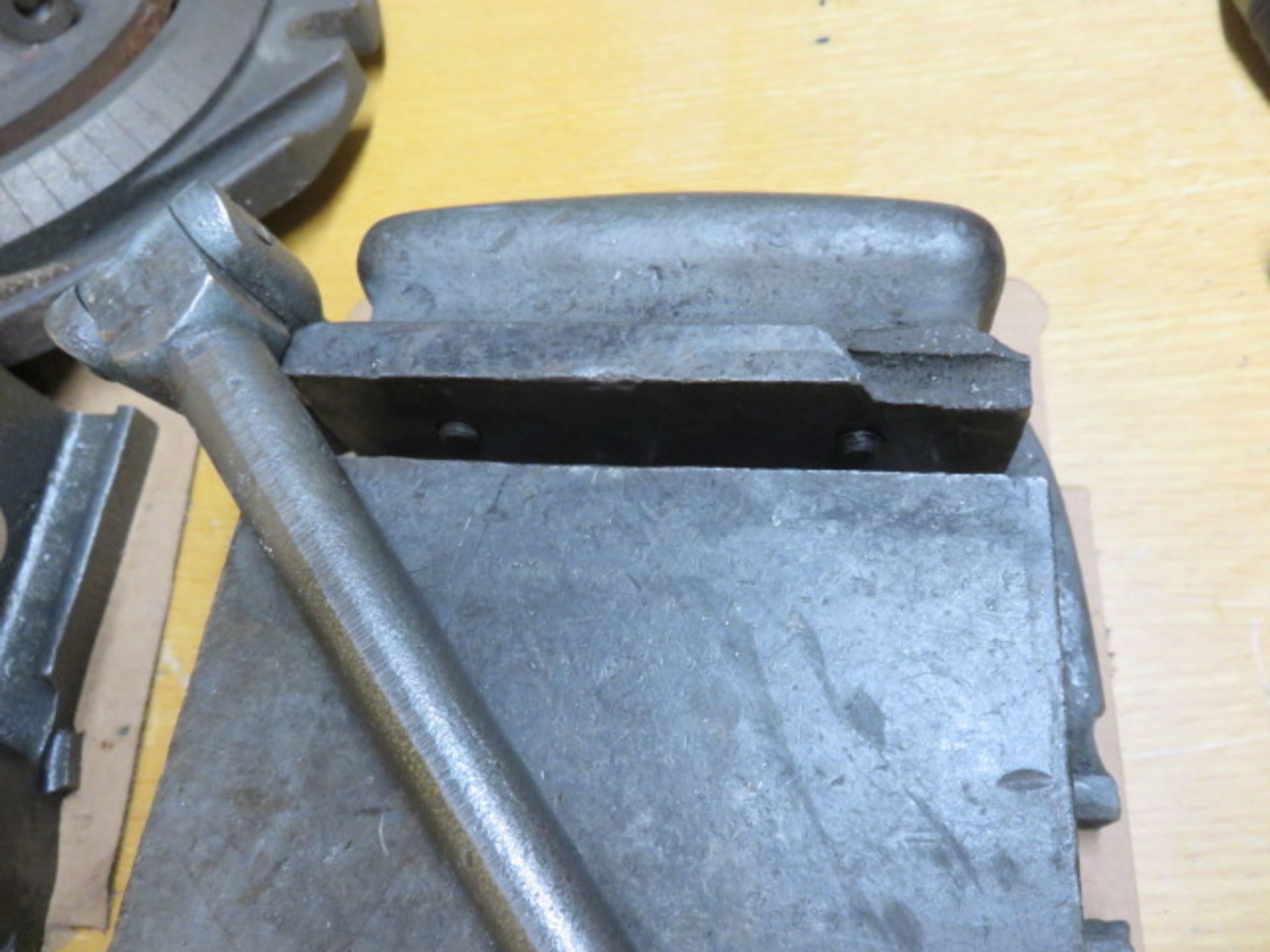 BRIDGEPORT 6 IN. VISE (BROKEN CASTING ON JAW) - Image 2 of 2