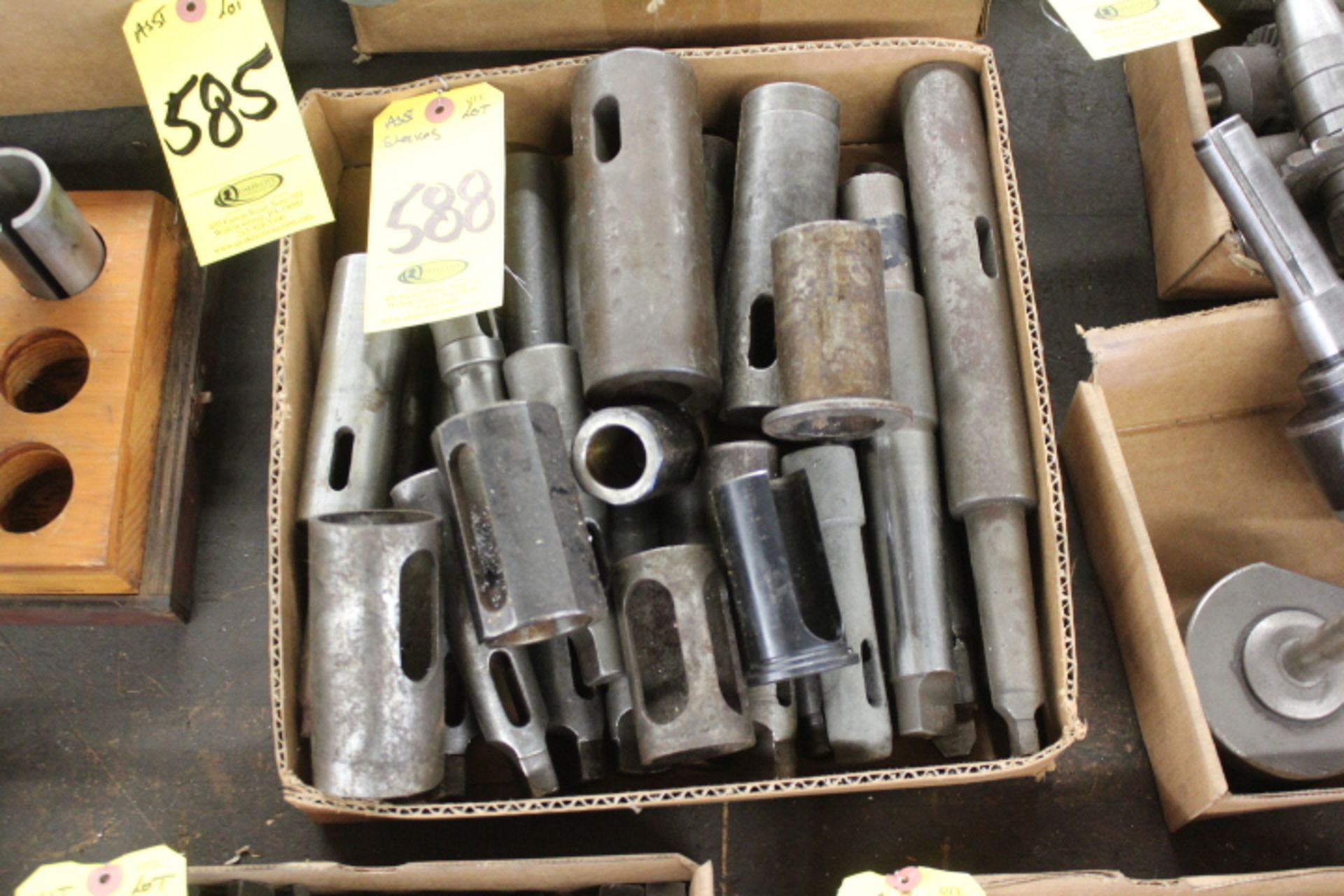 ASSORTED MORSE TAPER AND TOOL SLEEVES