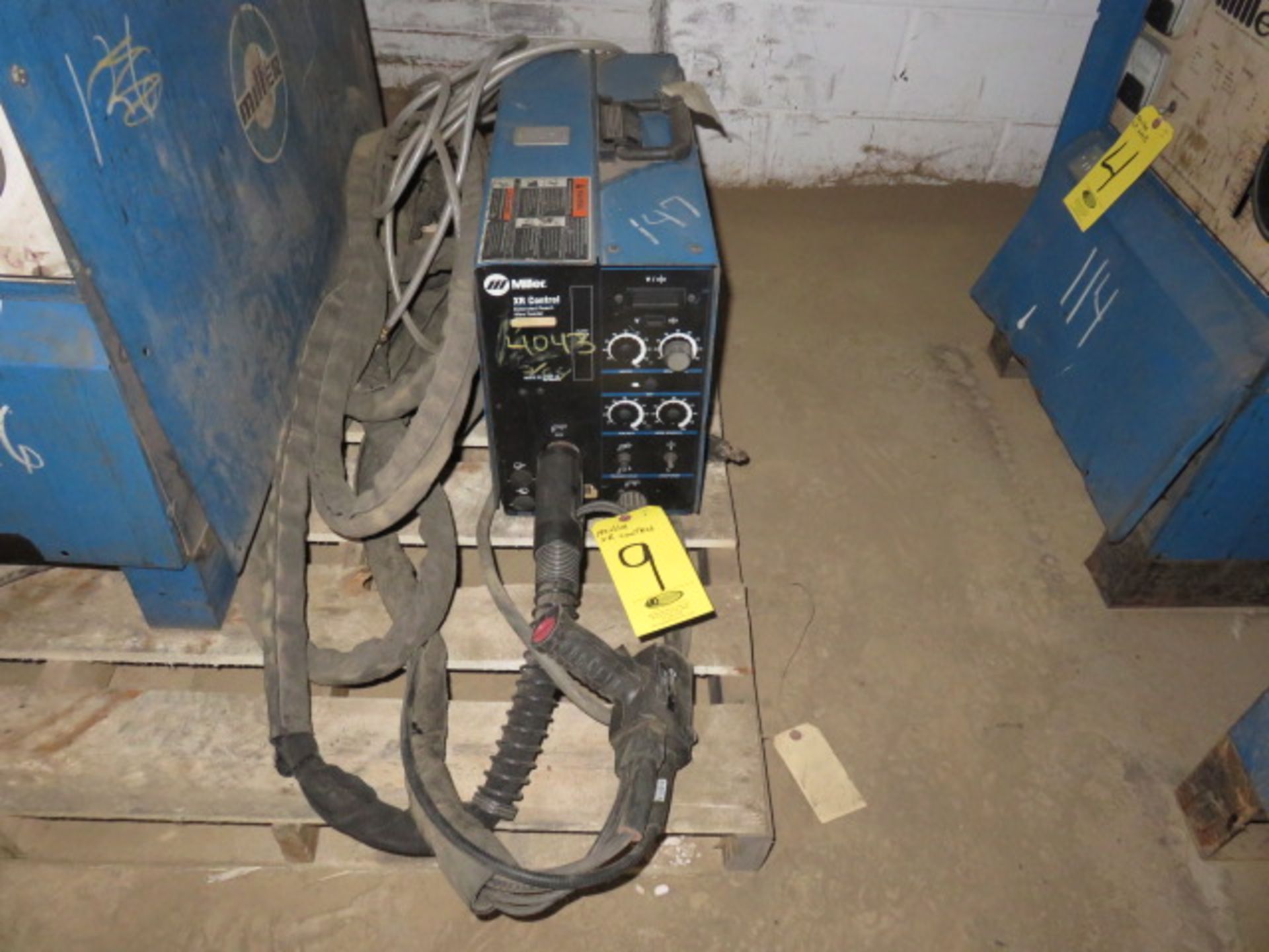 2000 MILLER XR EXTENDED REACH WIRE FEEDER, S/N LA105534 - (TAKEN OUT OF ACTIVE SERVICE...) - Image 2 of 2