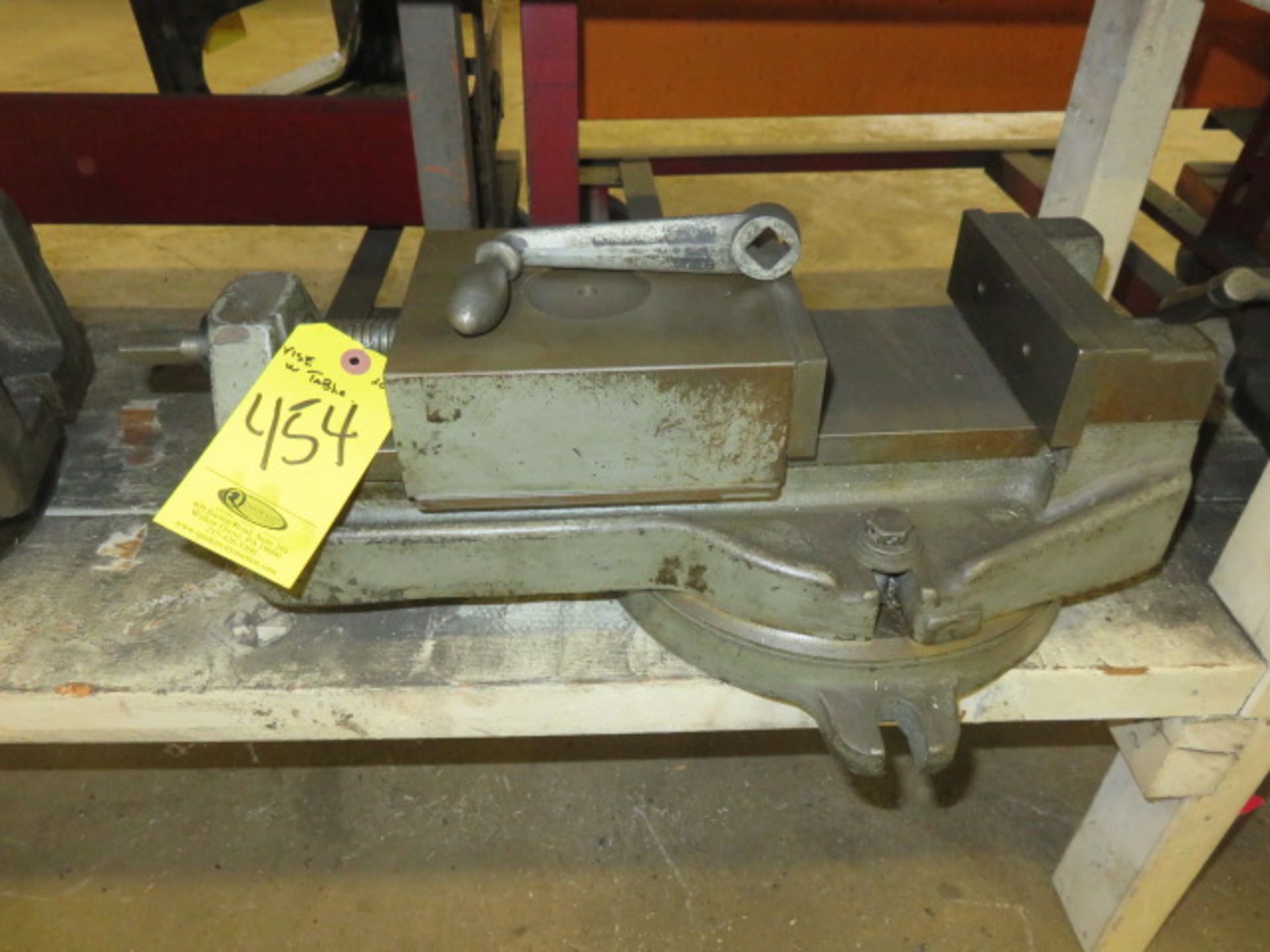 HEAVY DUTY MILLING VISE WITH SWIVEL PLATE