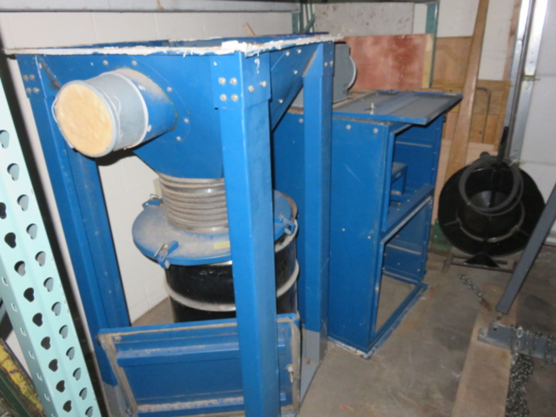 DONALDSON UMA150 CABINET DUST COLLECTOR WITH STAND, 2 HP - Image 3 of 4