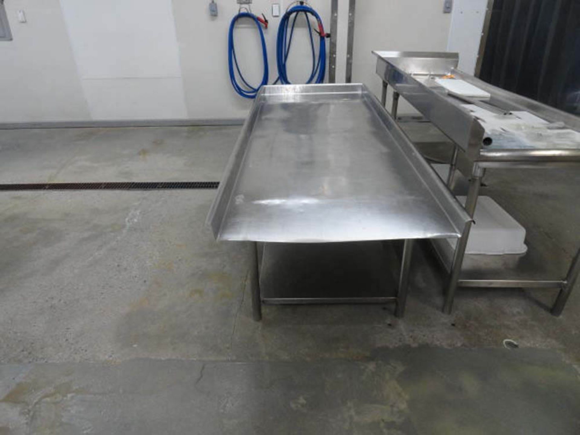 STAINLESS STEEL TABLE, 10' X 36" WITH UNDERSHELF - Image 3 of 4