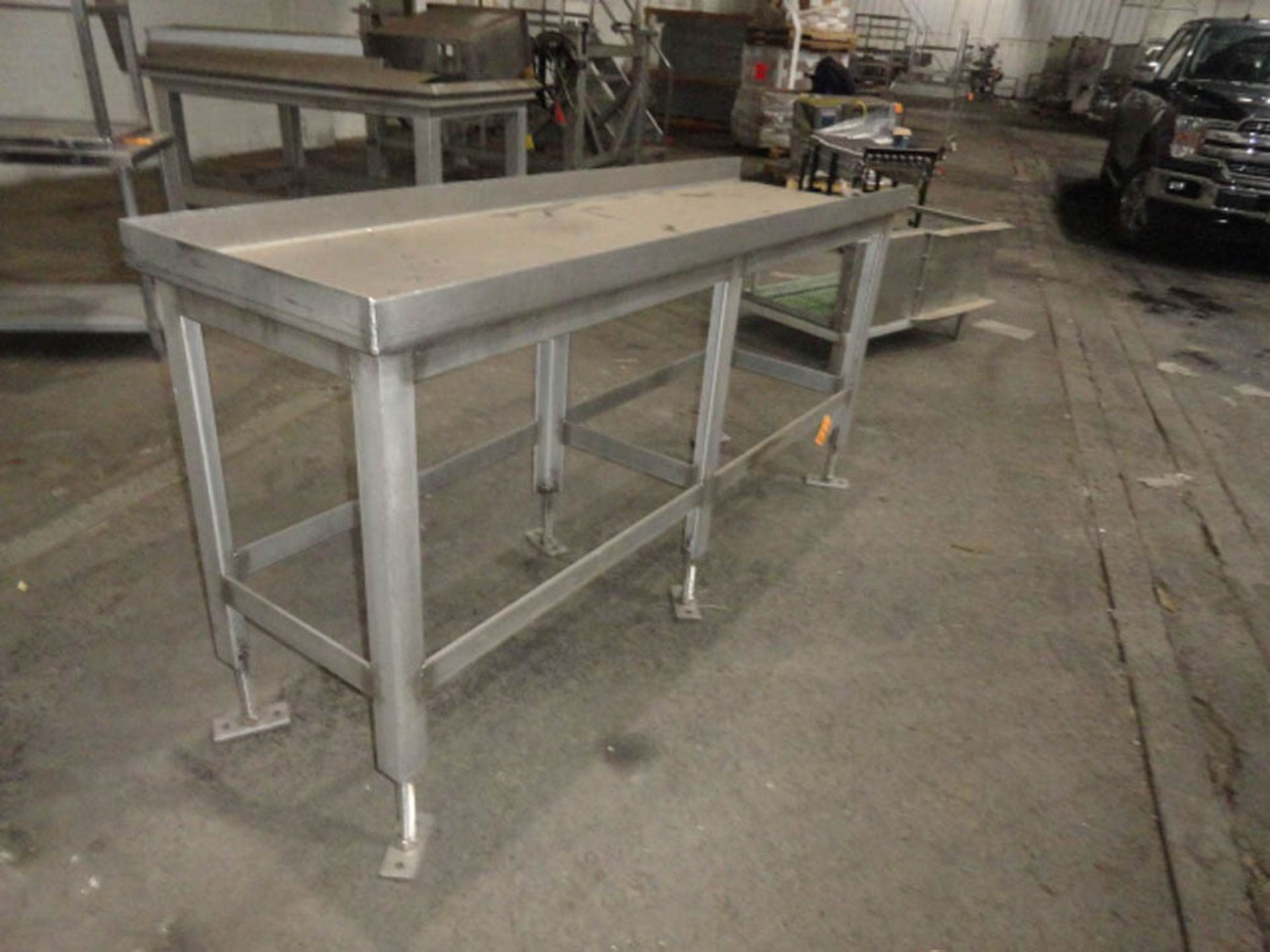 STAINLESS STEEL TABLES - Image 2 of 3