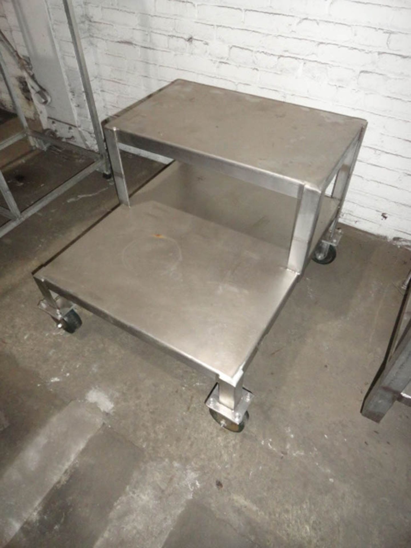 STAINLESS STEEL TABLES - Image 6 of 6