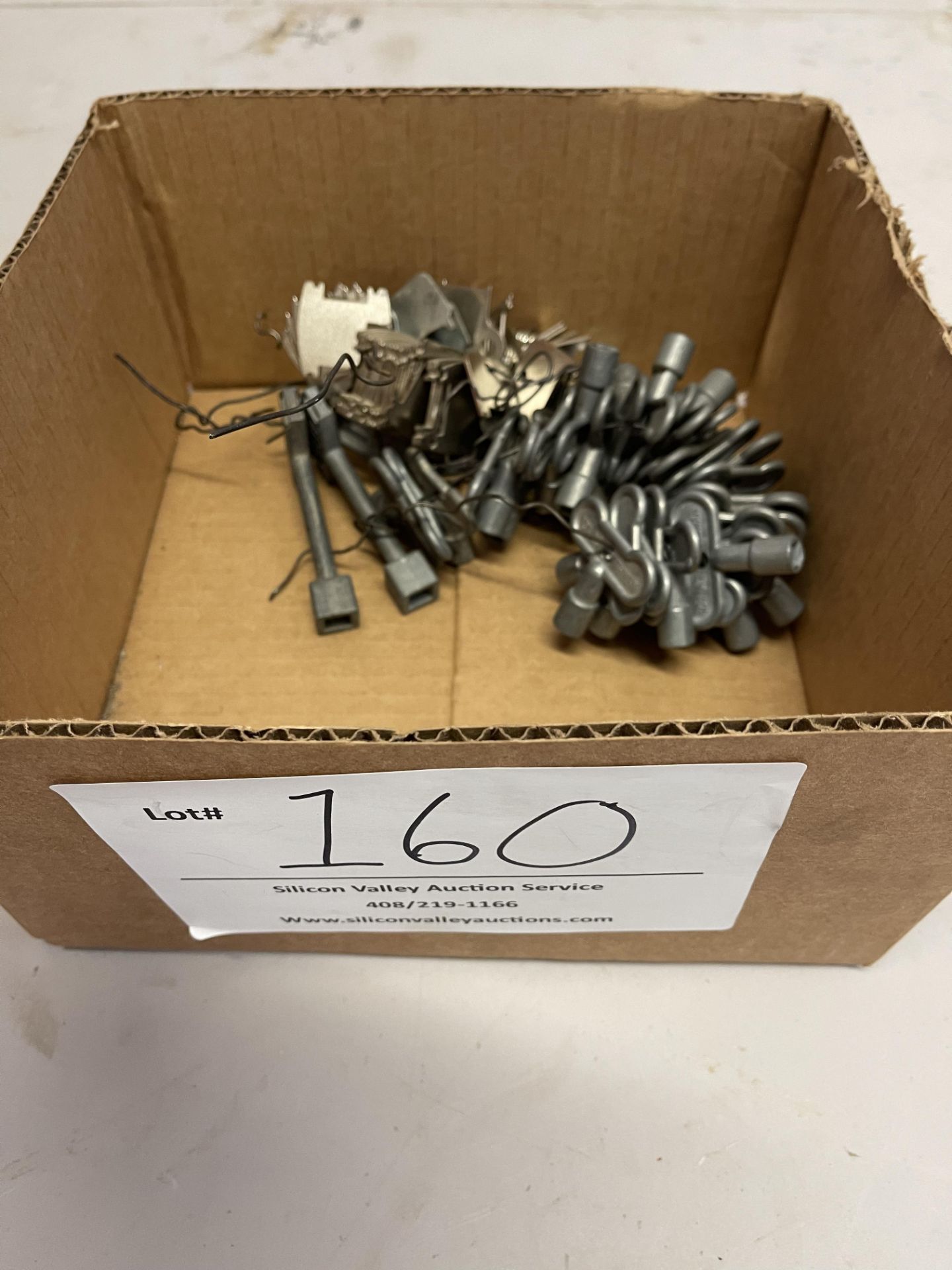 Miscellaneous valve keys