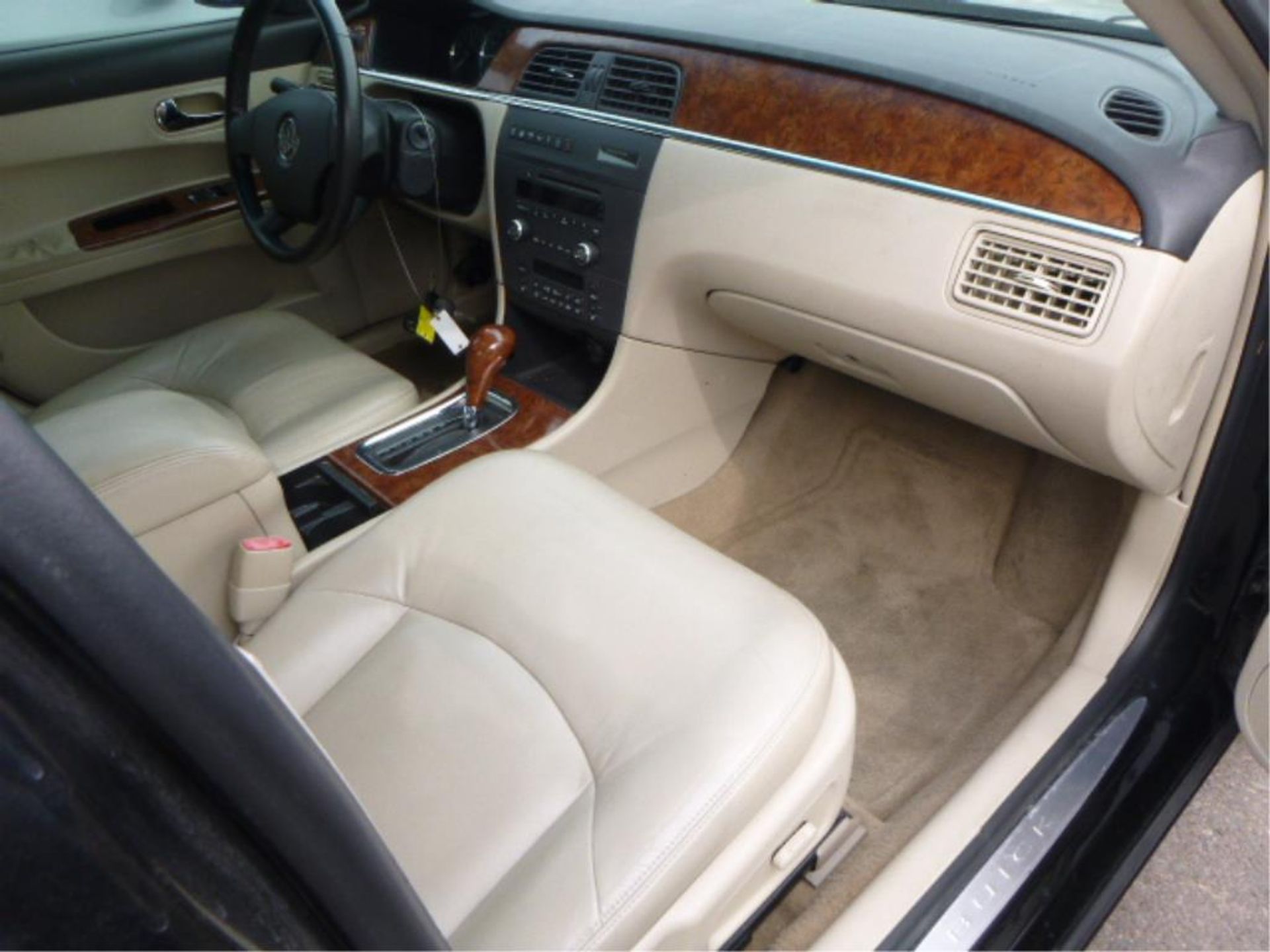2005 Buick LaCrosse - Image 5 of 10