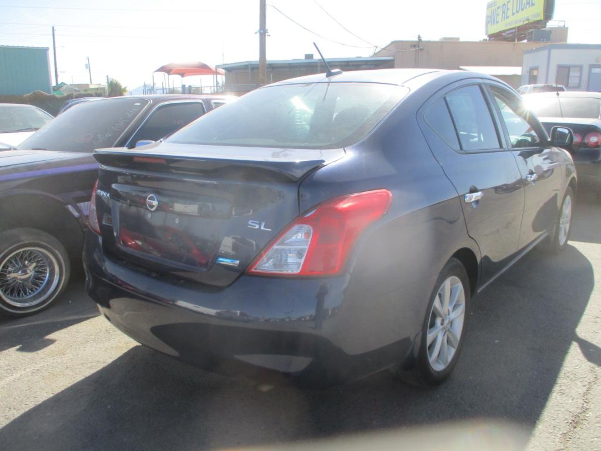 2014 Nissan Versa - Image 4 of 11