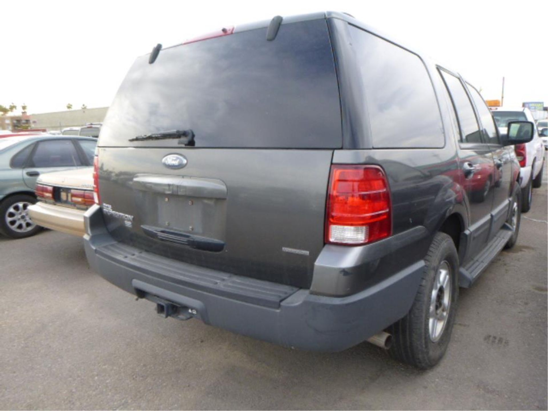 2004 Ford Expedition - Image 3 of 10