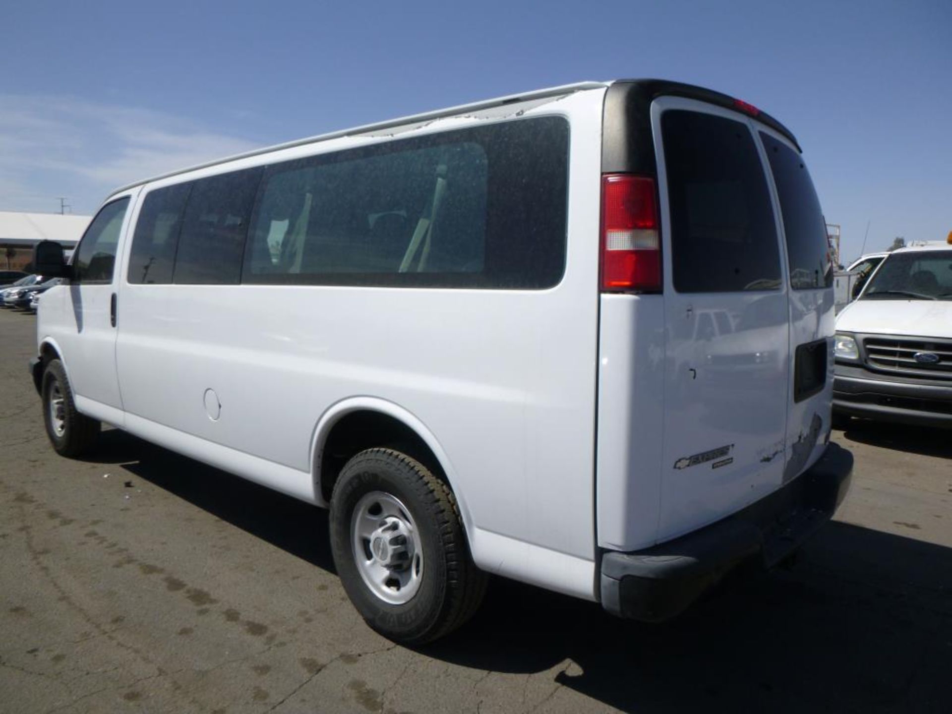 2008 Chevrolet Express - Image 2 of 14