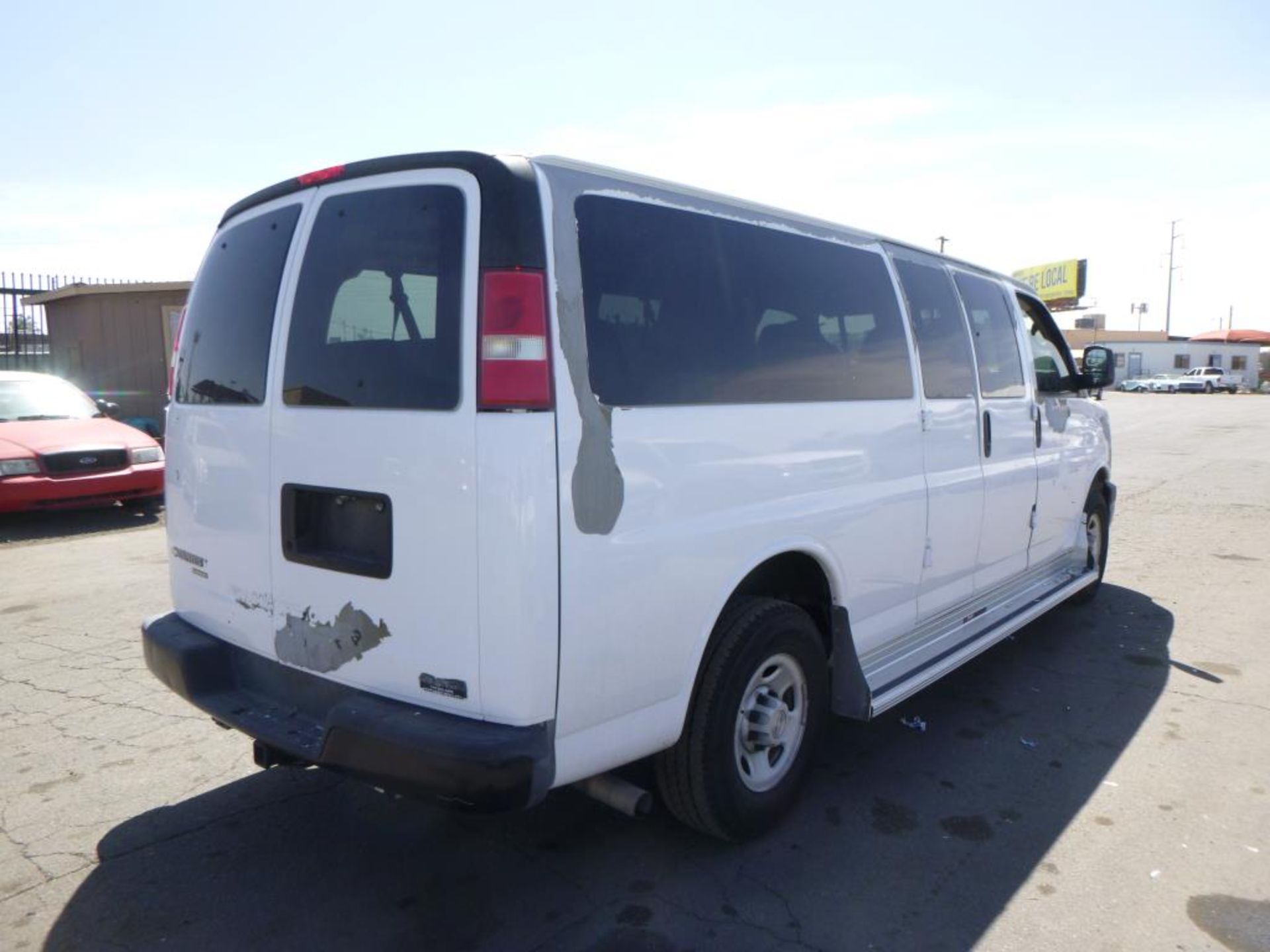 2008 Chevrolet Express - Image 3 of 14