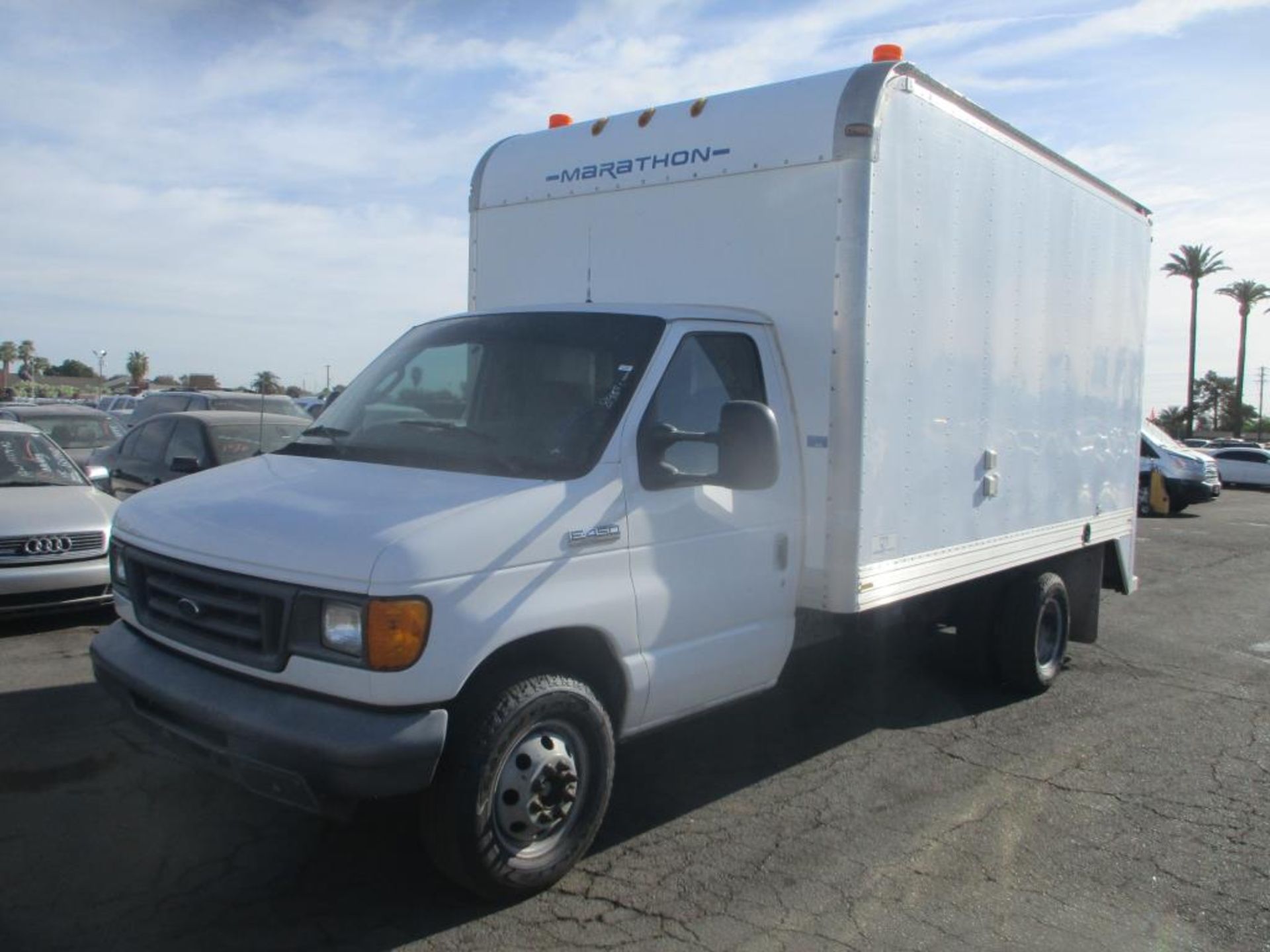 2006 Ford Econoline Box Truck