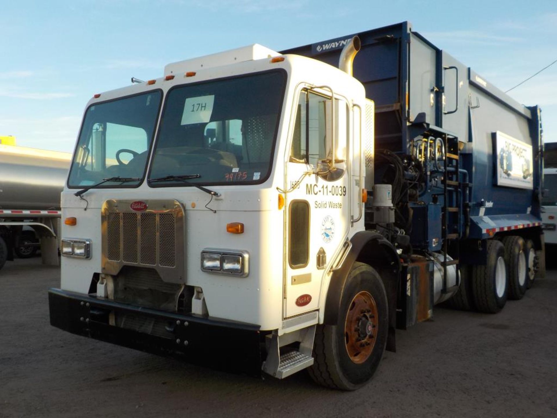 2012 Peterbilt 320 Garbage Truck