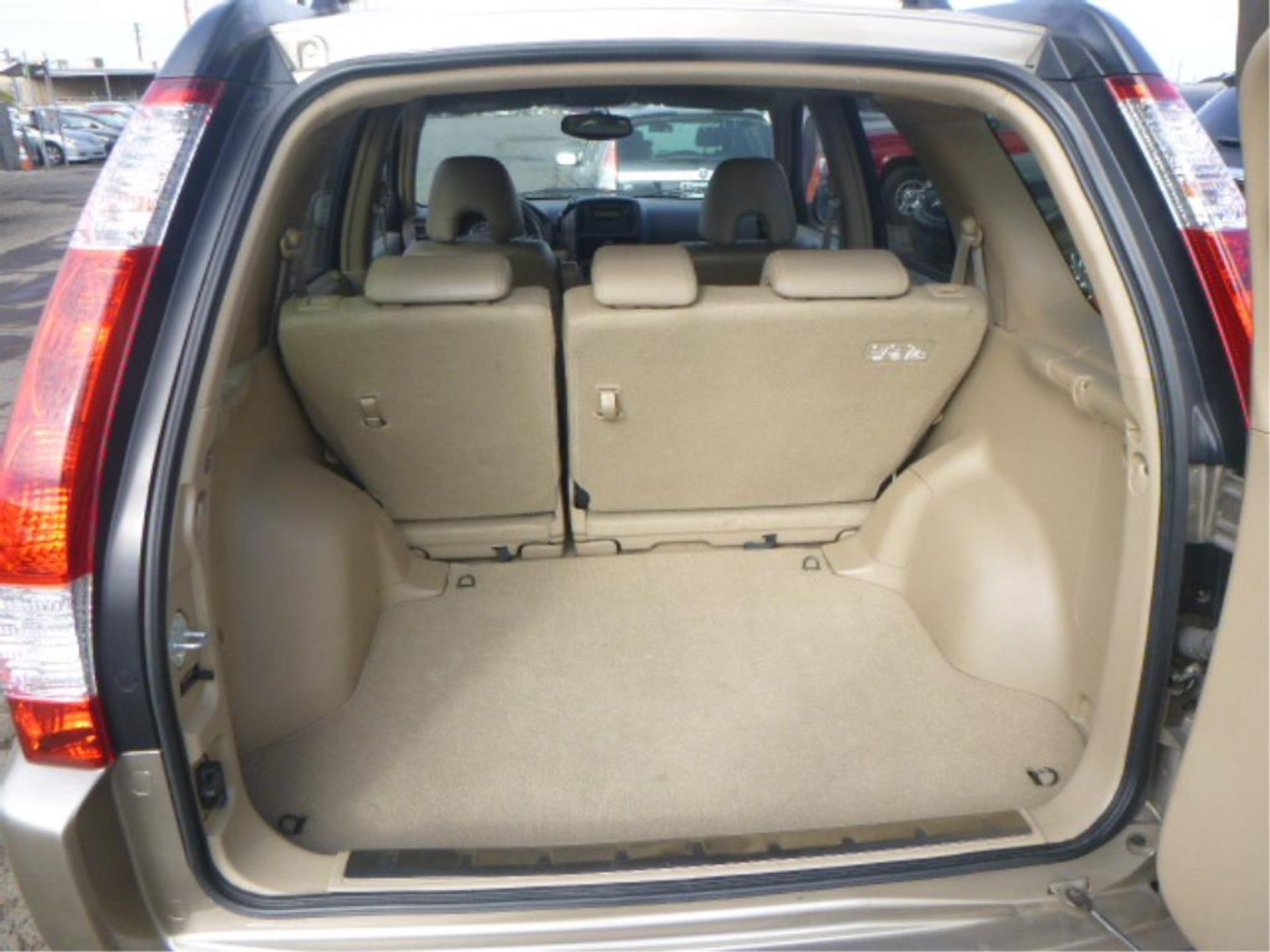 2005 Honda CR-V - Image 7 of 14