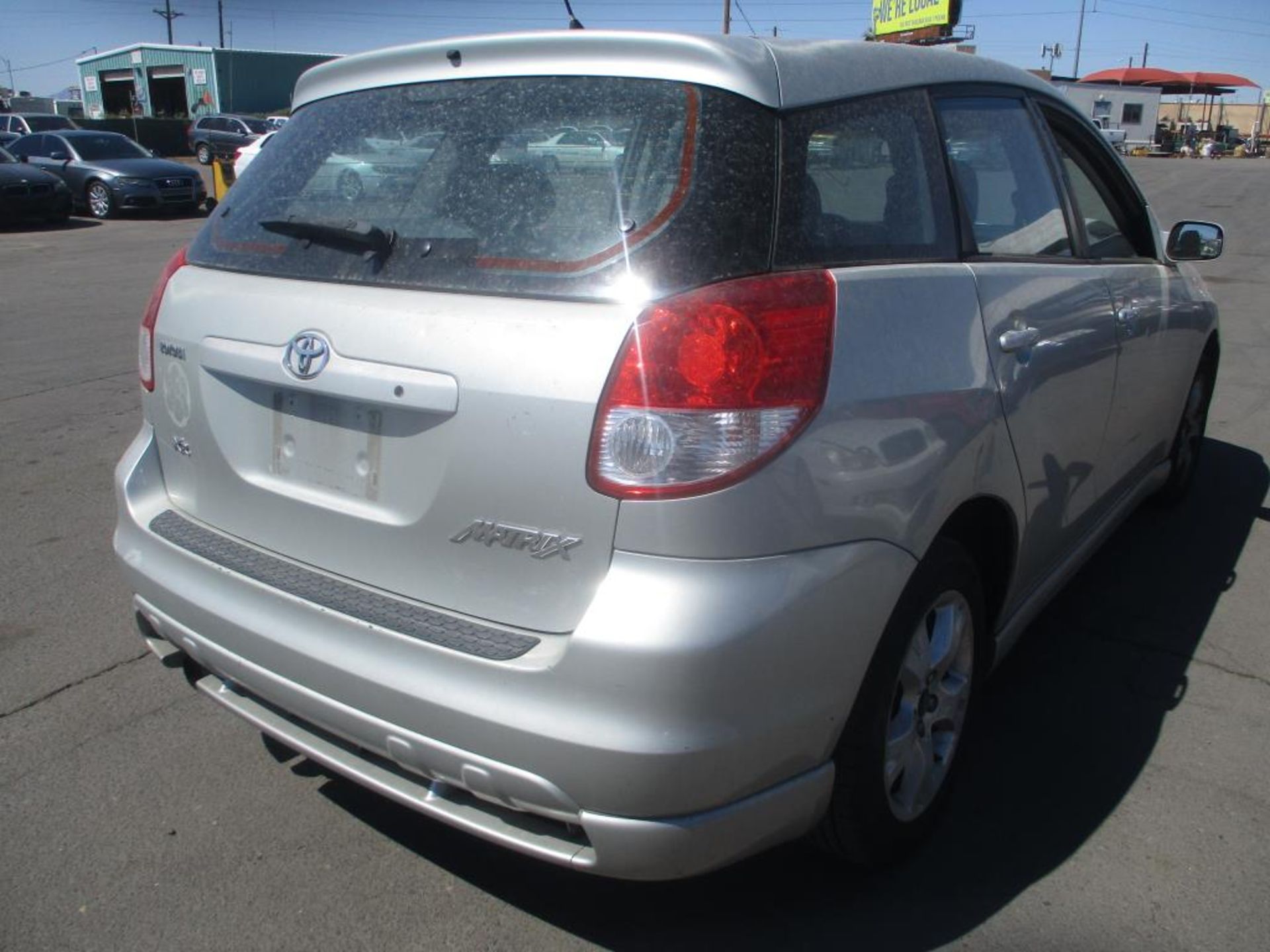 2004 Toyota Matrix - Image 3 of 11