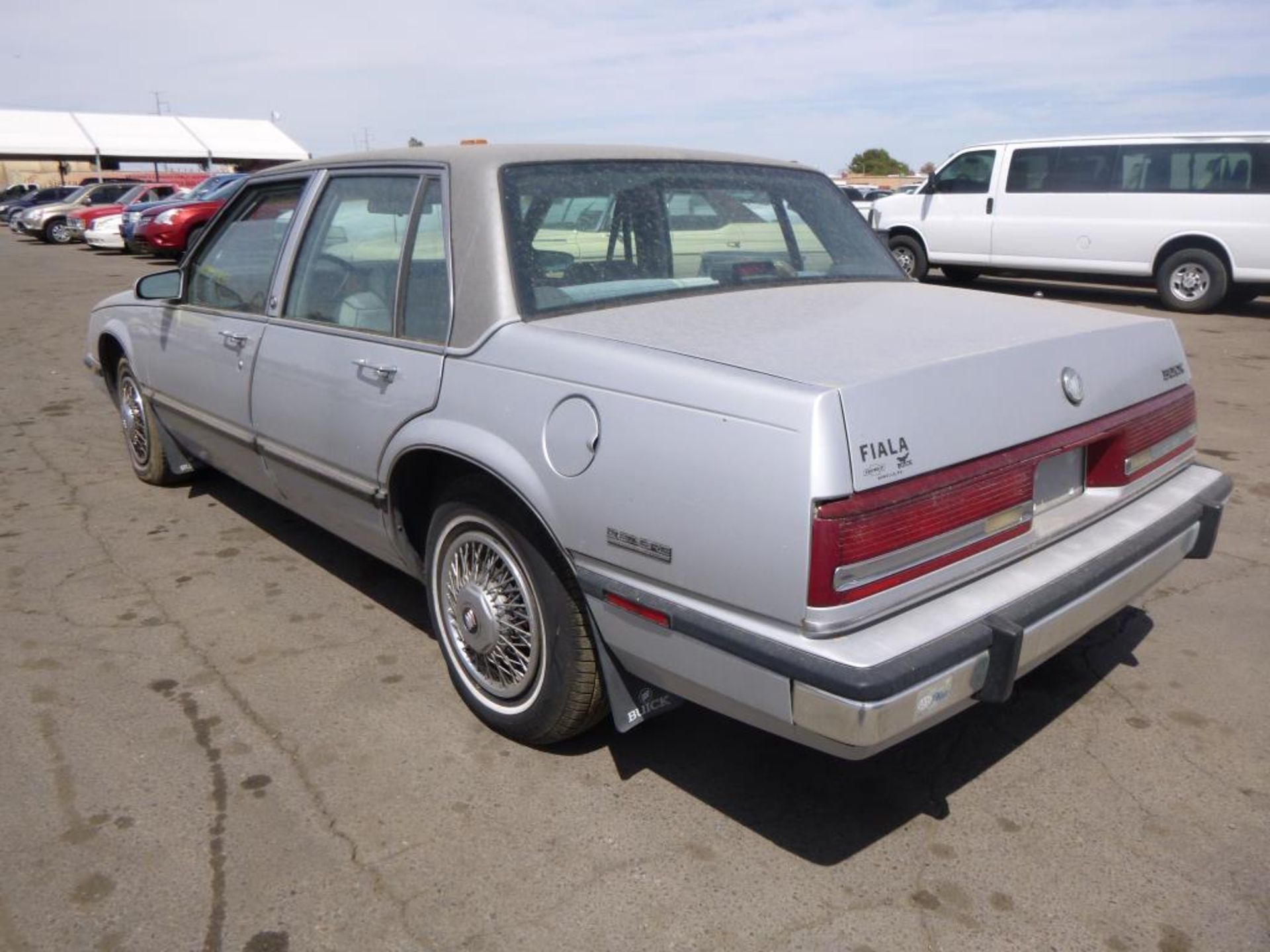 1990 Buick LeSabre - Image 2 of 15