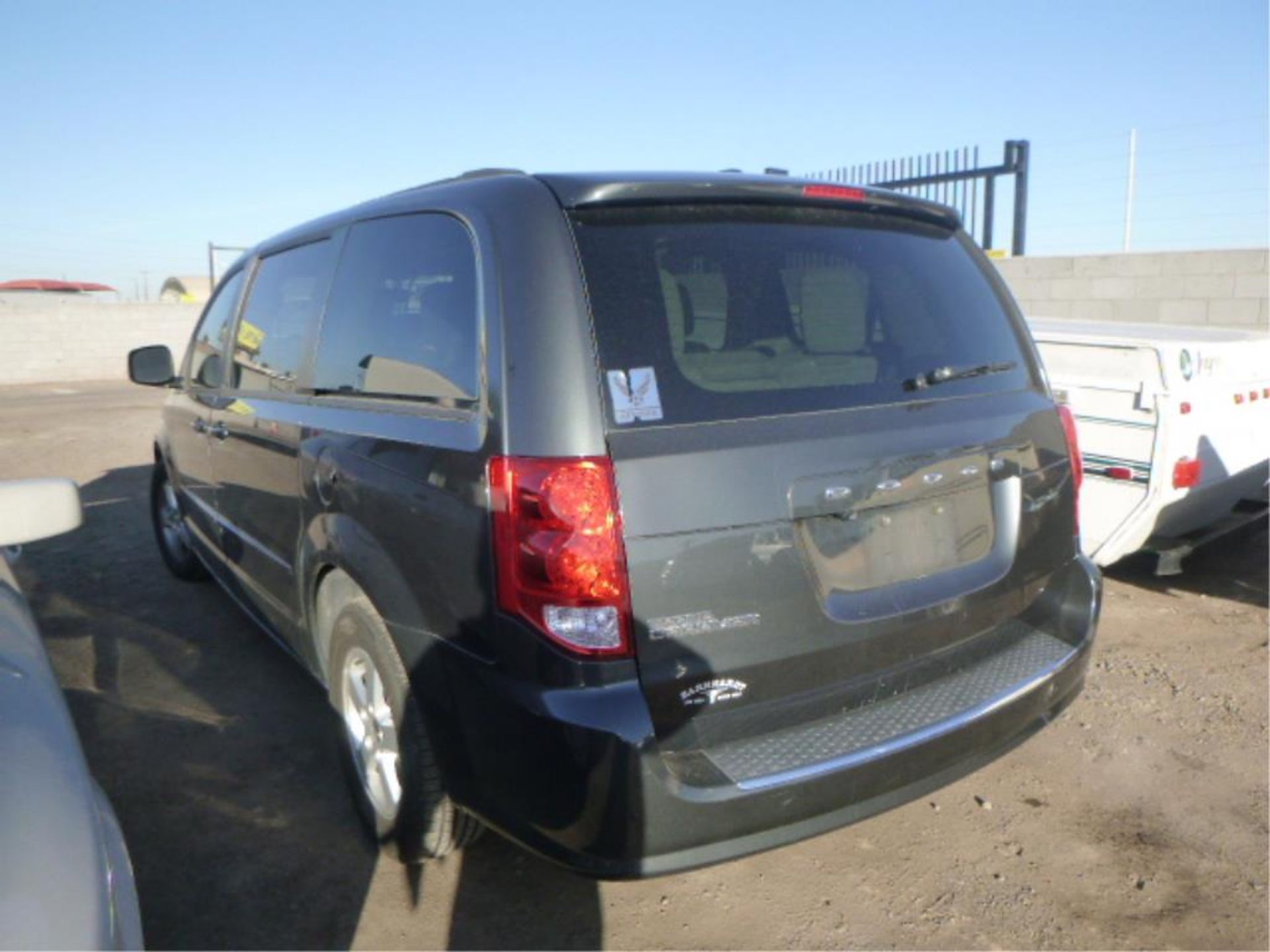 2012 Dodge Grand Caravan - Image 3 of 18