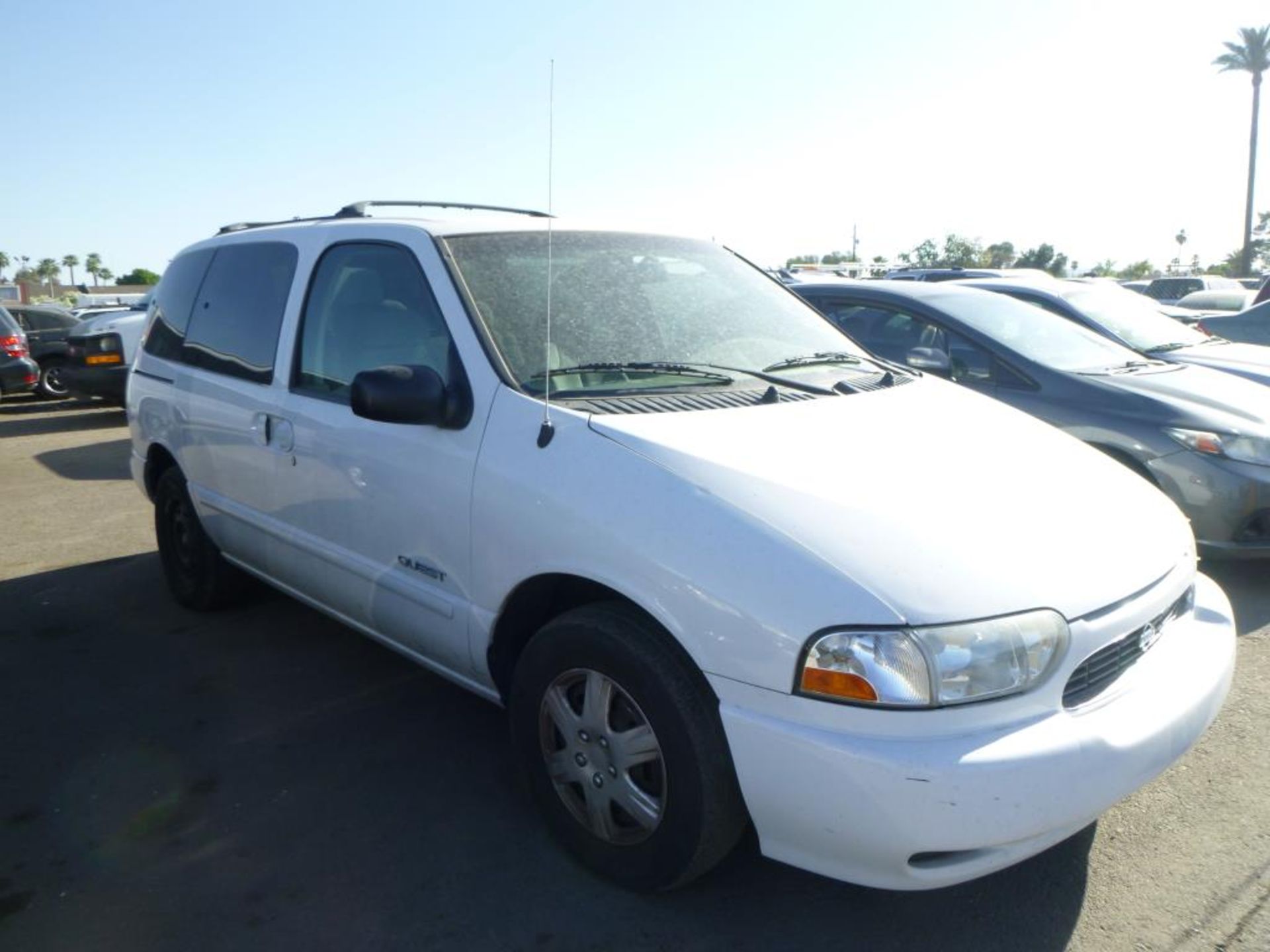 1999 Nissan Quest - Image 4 of 16