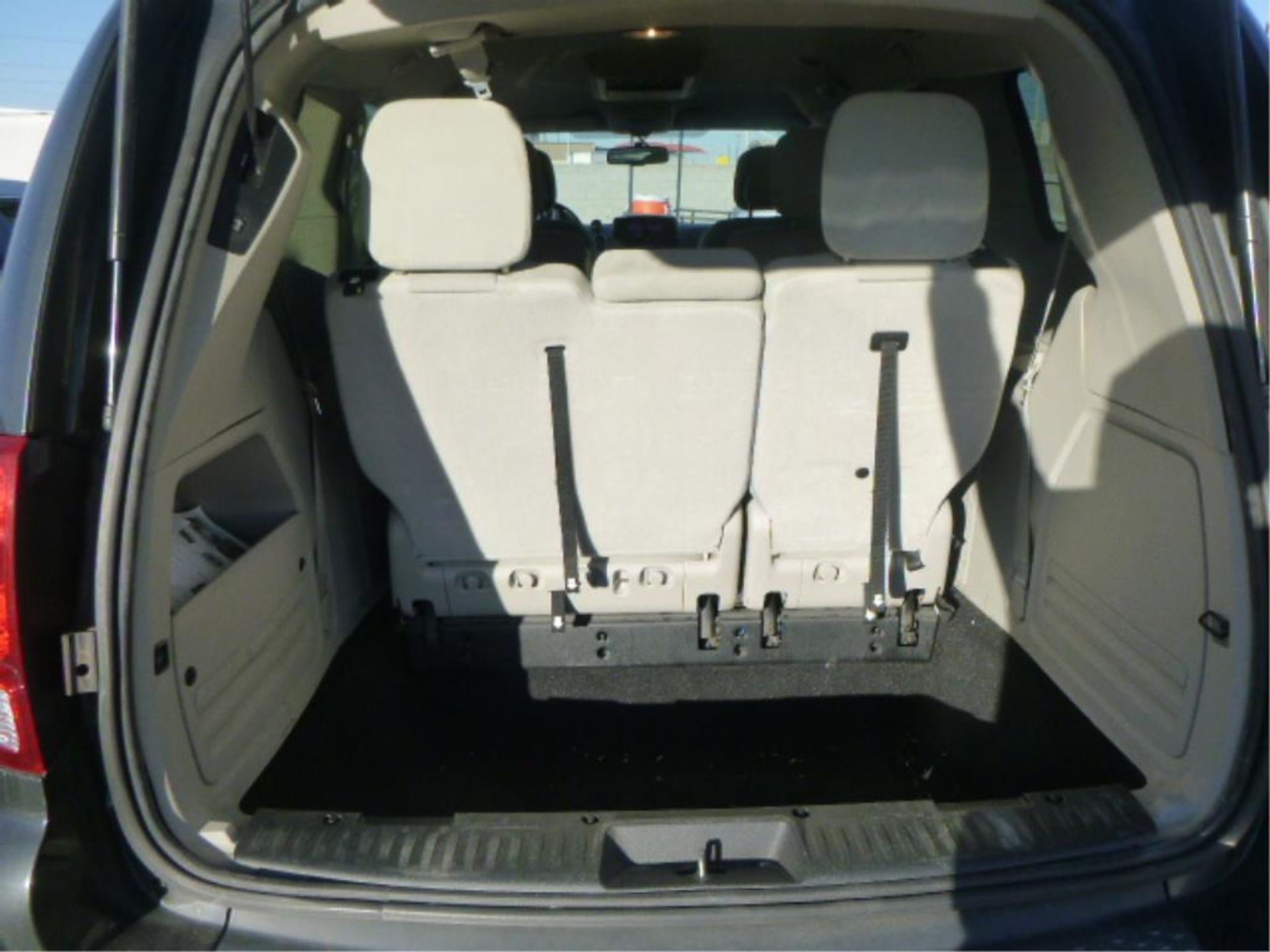 2012 Dodge Grand Caravan - Image 6 of 18